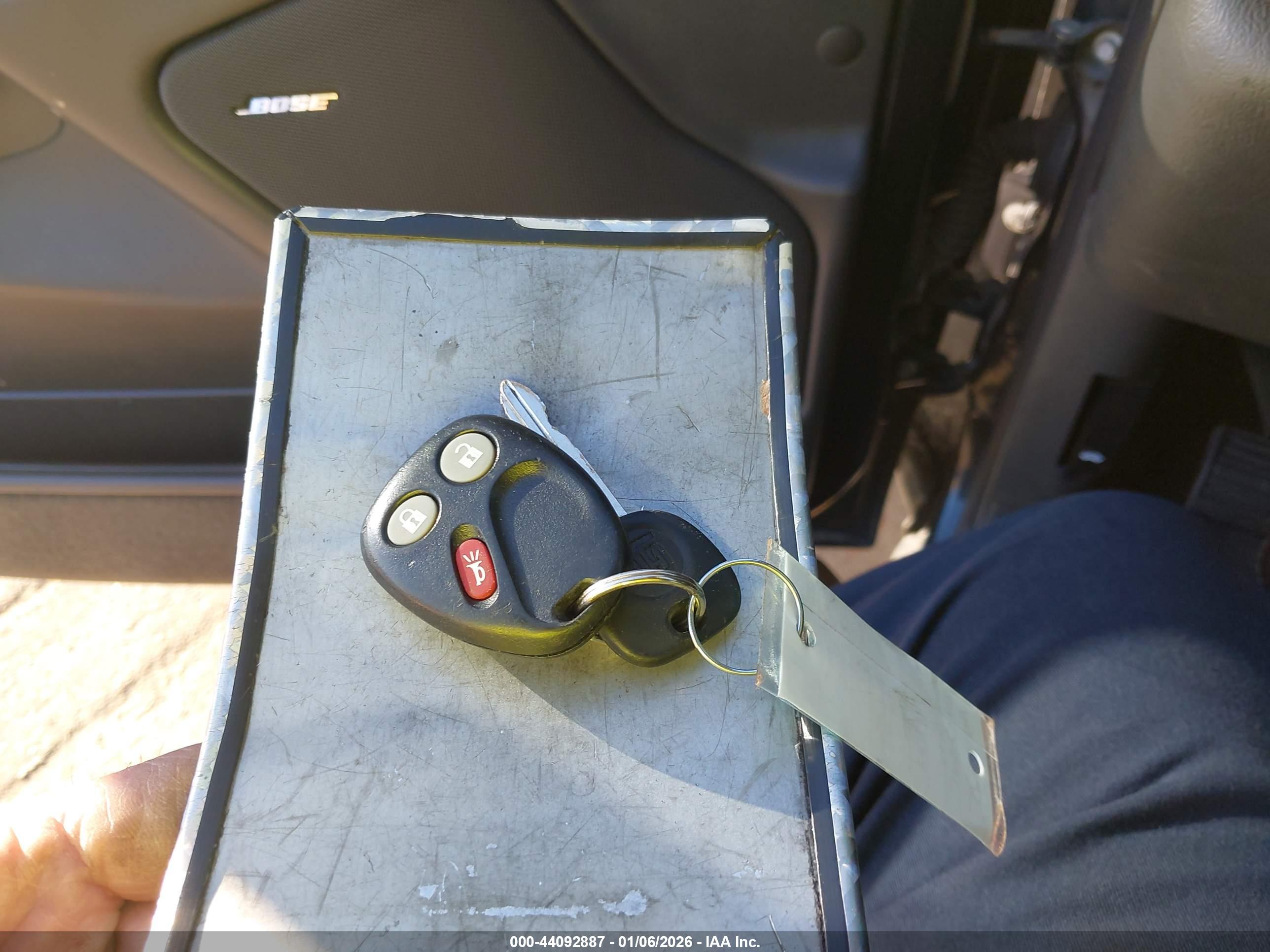 GMC SIERRA image 11