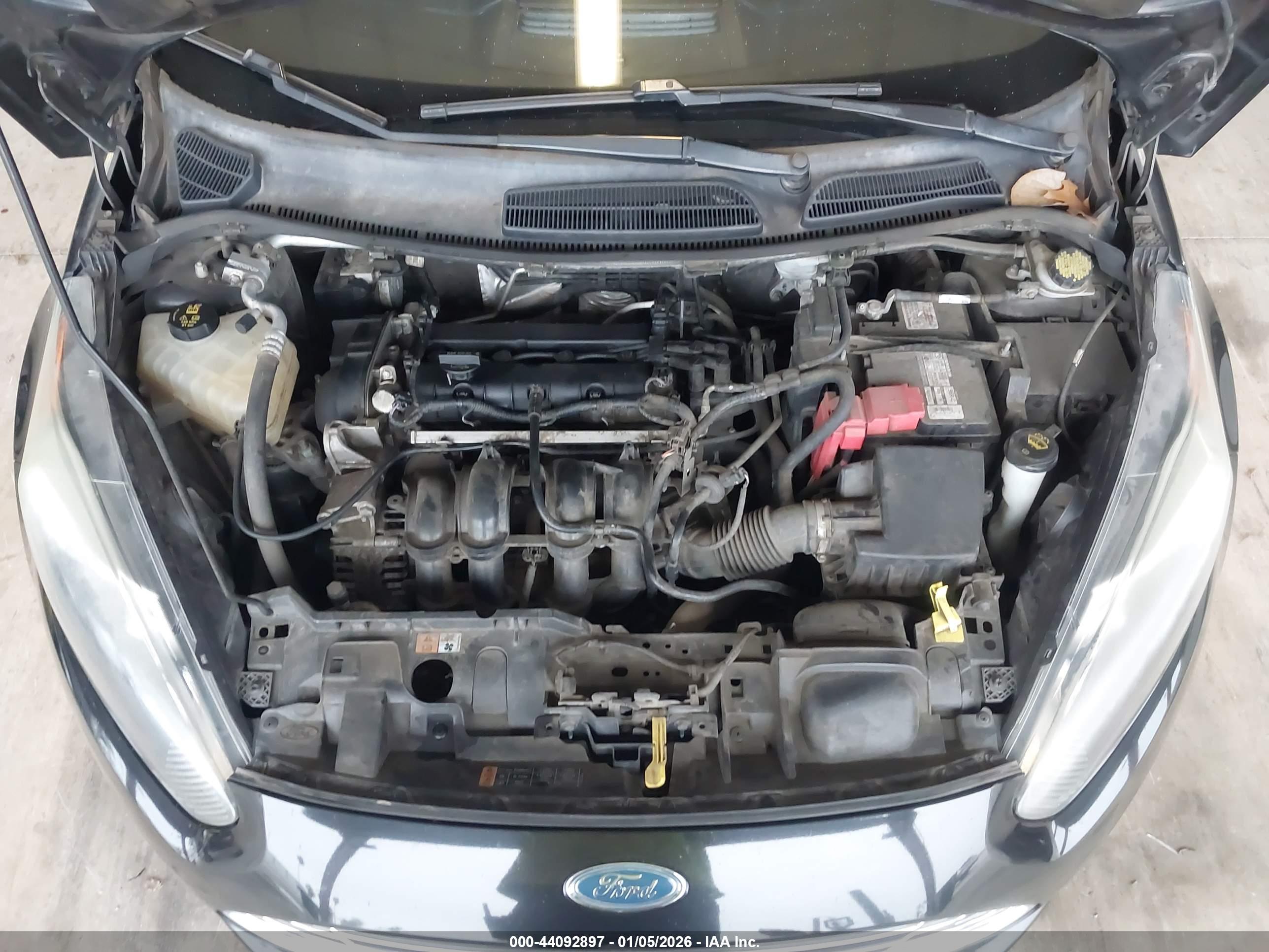 FORD FIESTA image 10