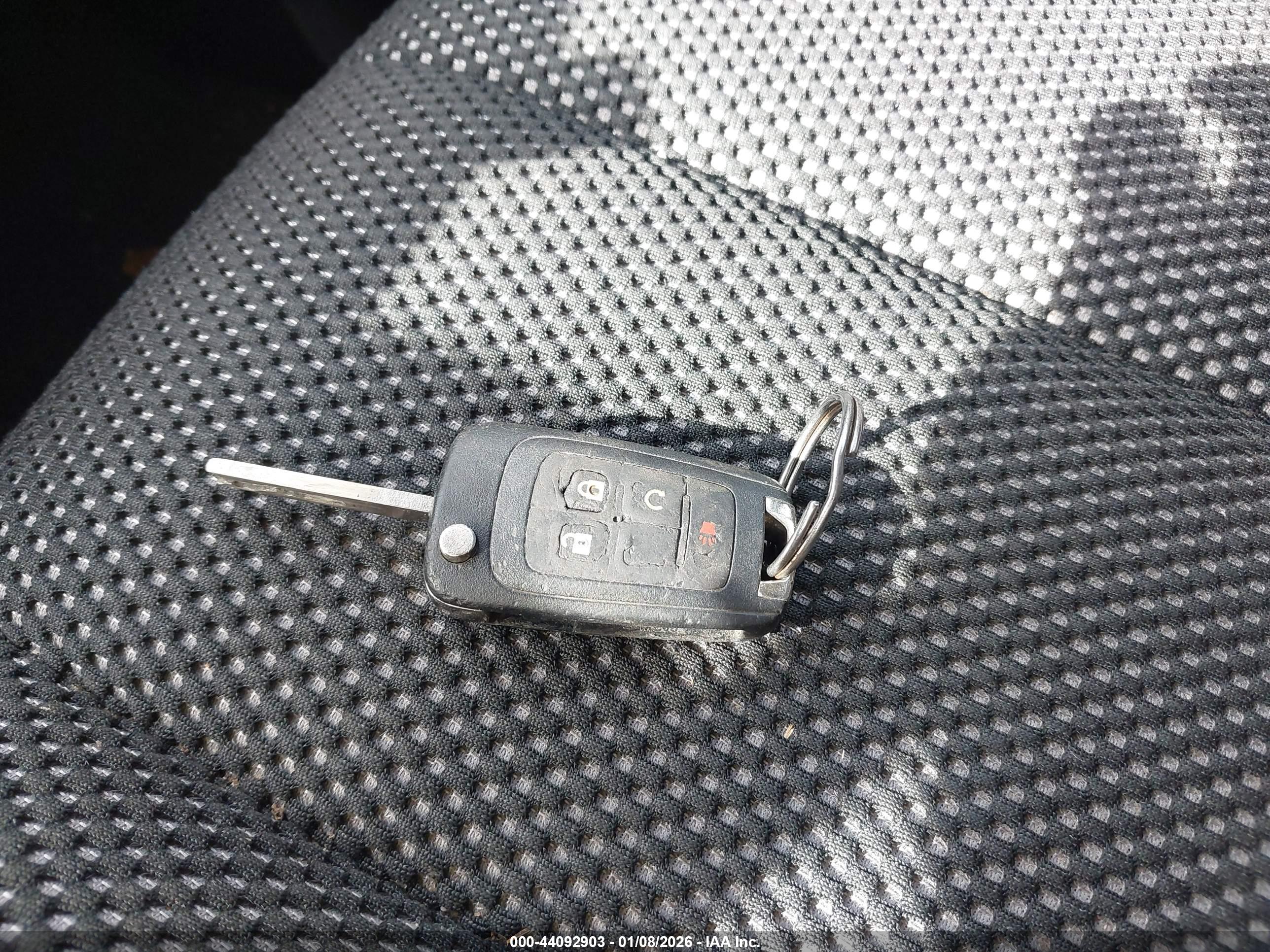 CHEVROLET EQUINOX image 11