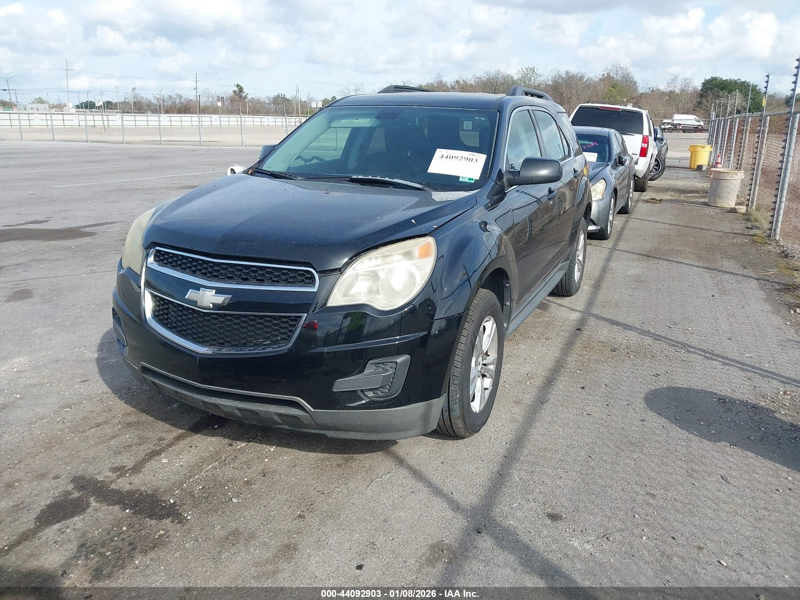 CHEVROLET EQUINOX image 2