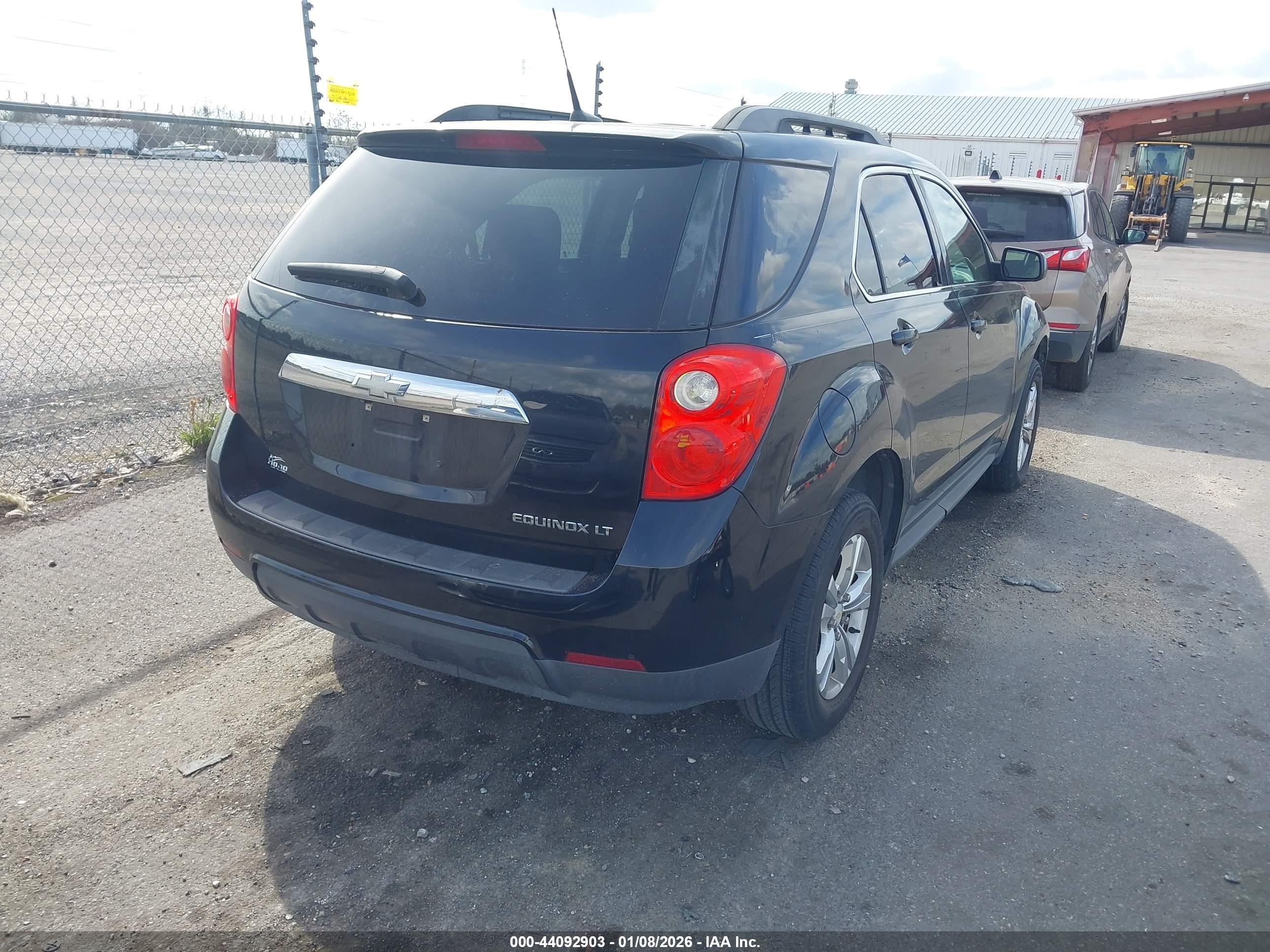 CHEVROLET EQUINOX image 4
