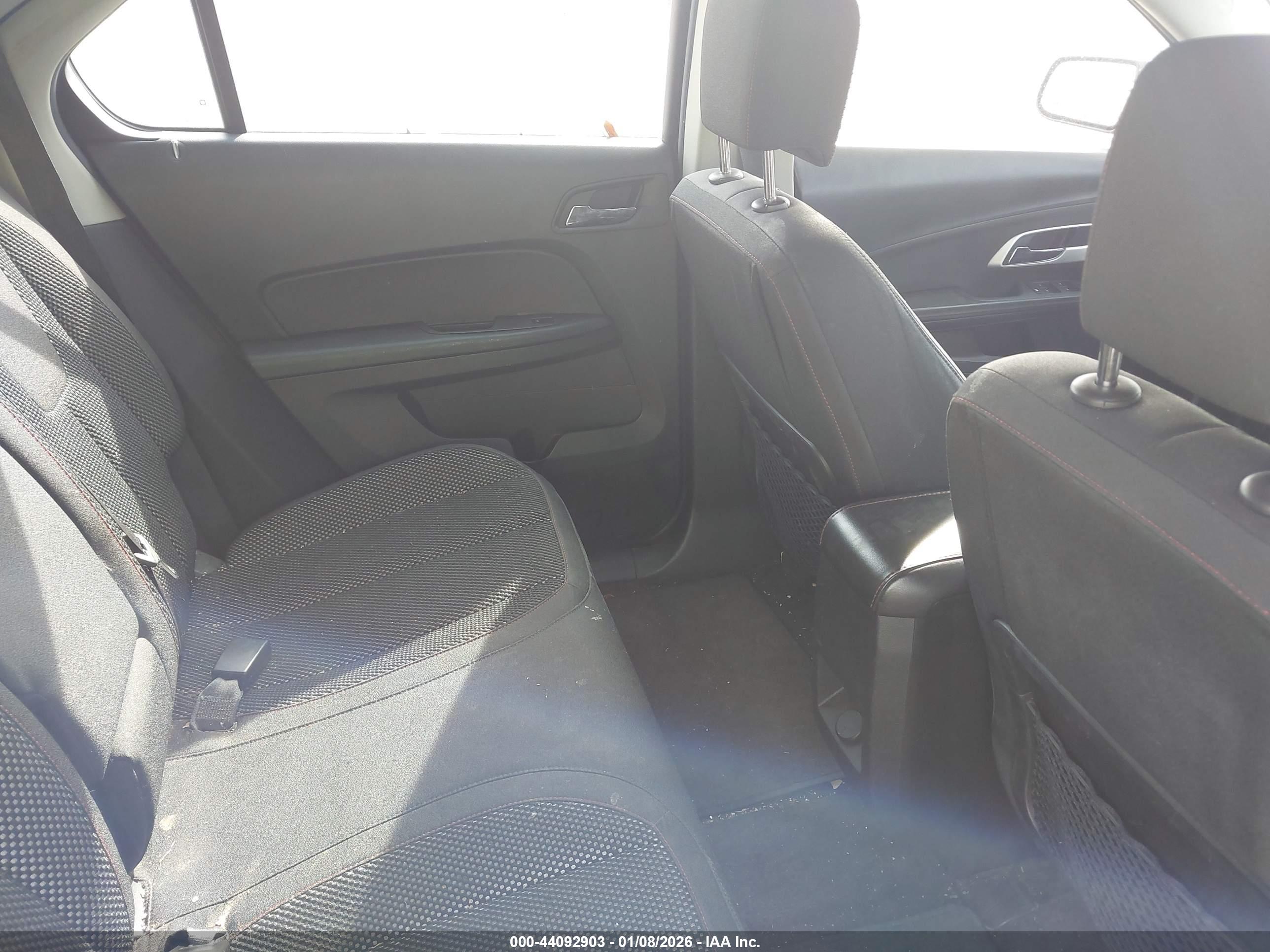 CHEVROLET EQUINOX image 8