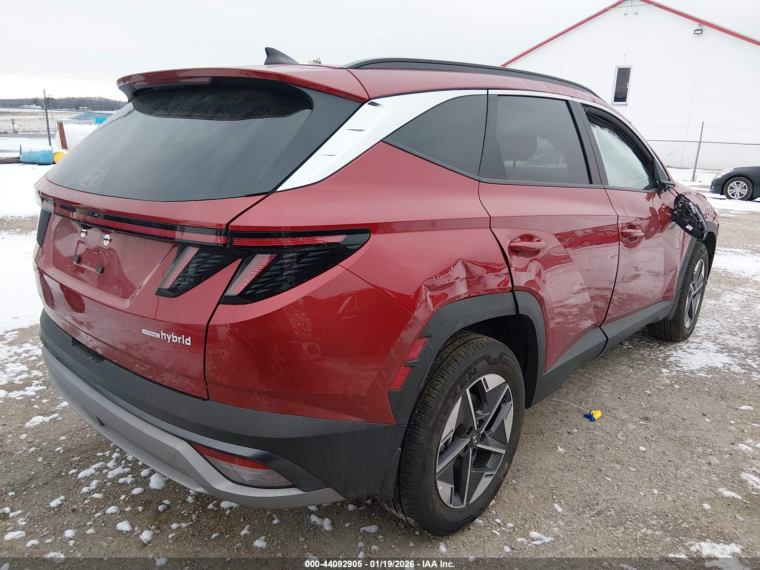 HYUNDAI TUCSON image 4