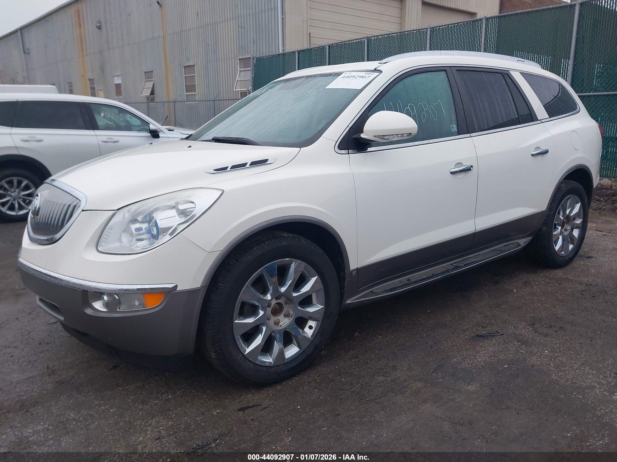 BUICK ENCLAVE image 2