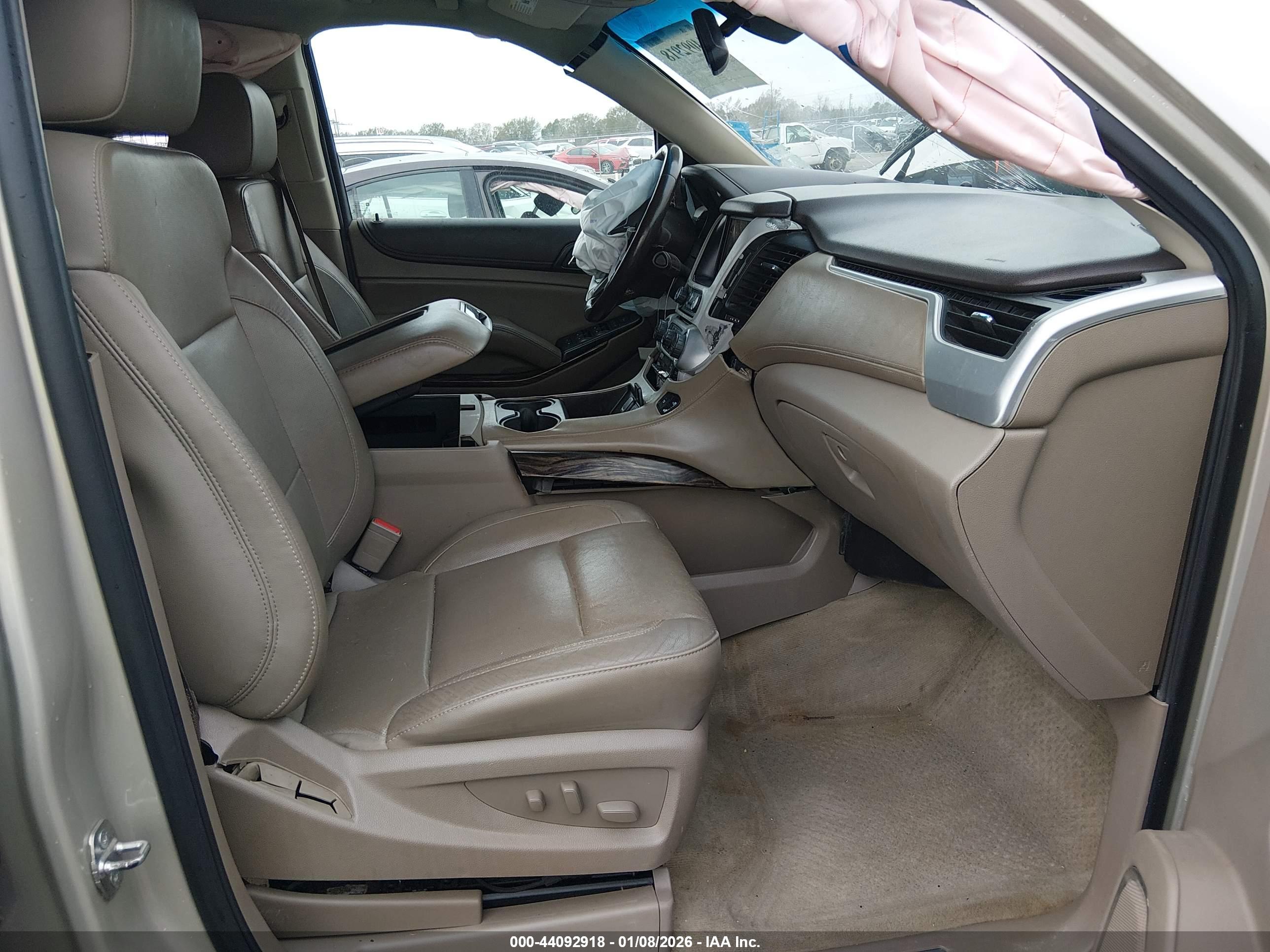 GMC YUKON image 5