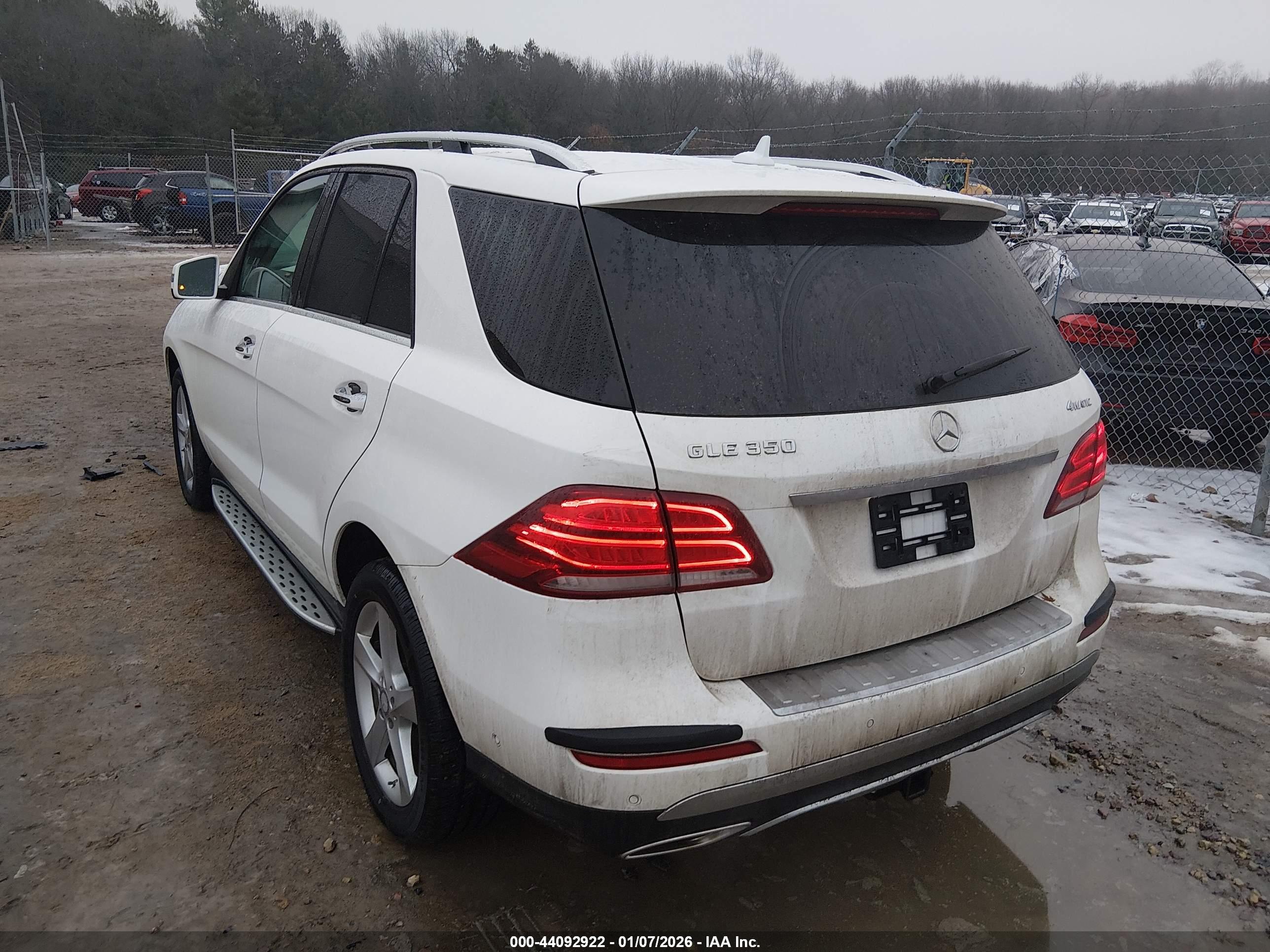 MERCEDES-BENZ GLE image 3