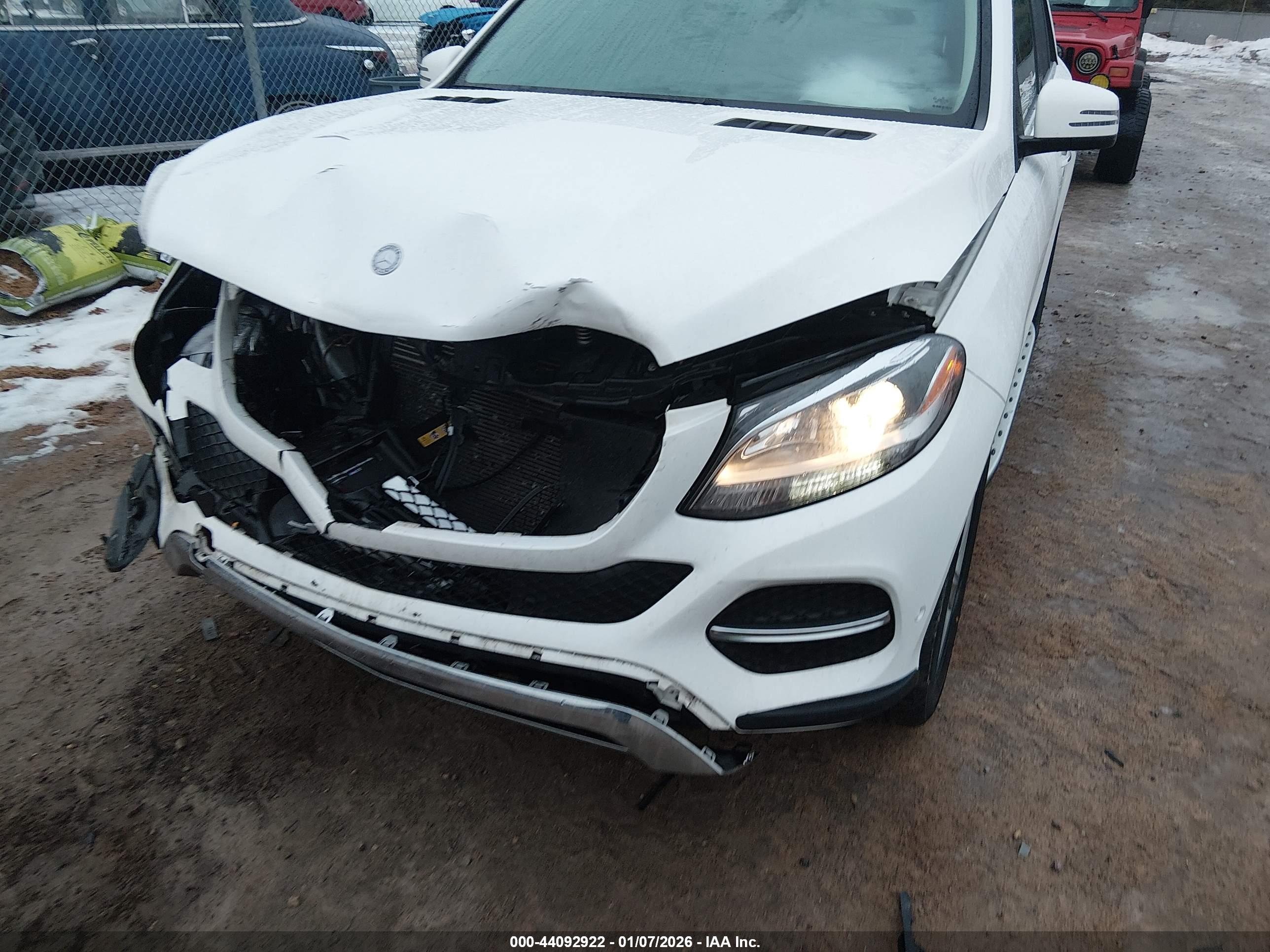 MERCEDES-BENZ GLE image 6