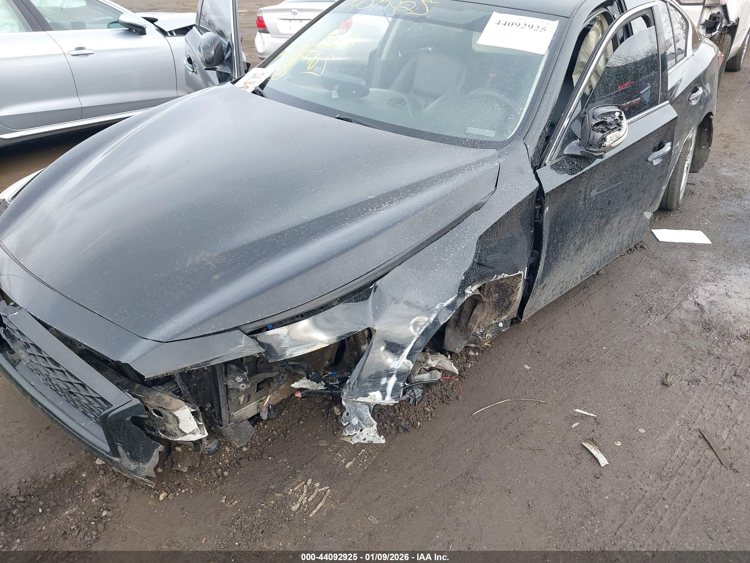 INFINITI Q50 image 6