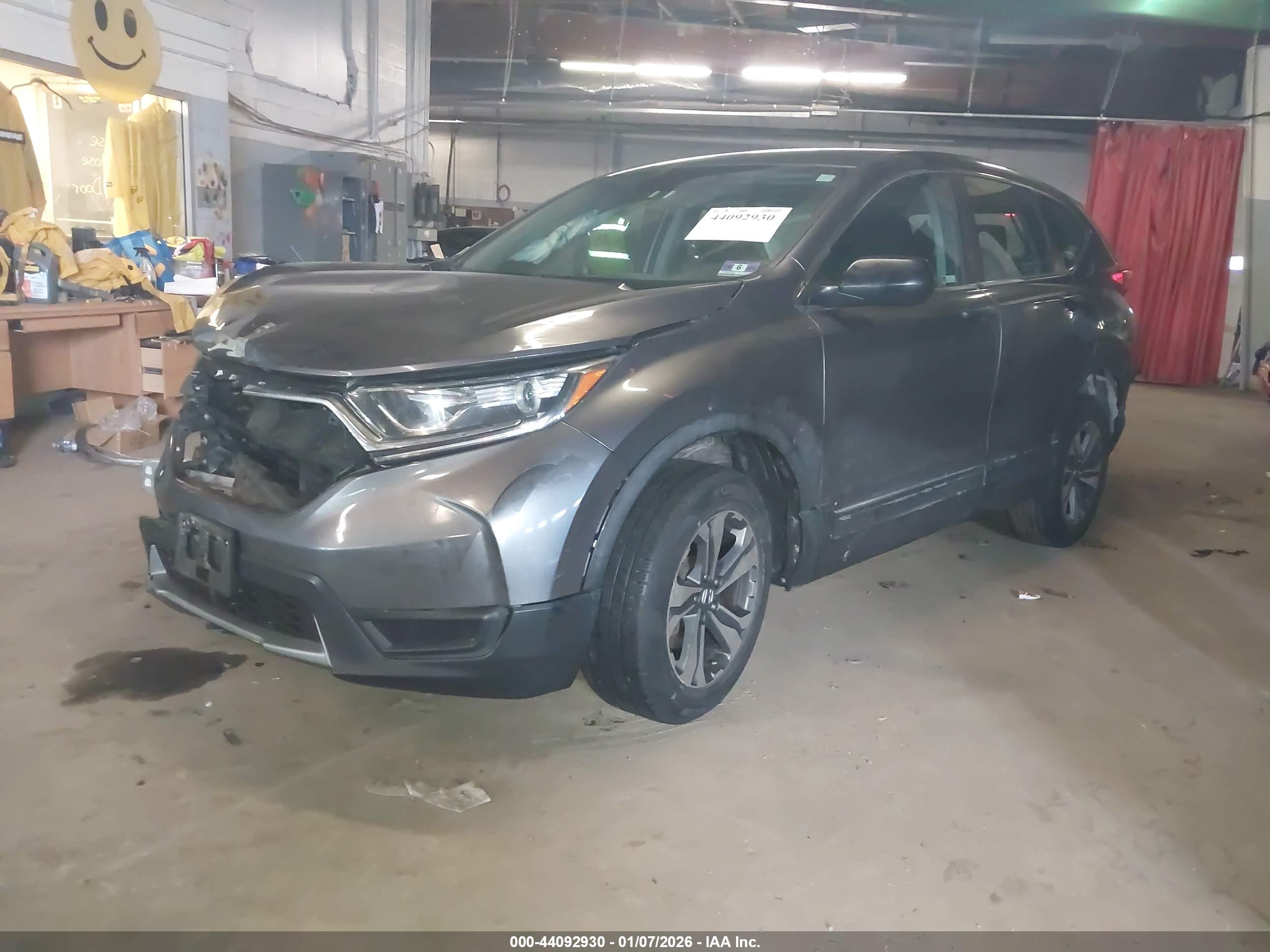 HONDA CR-V image 2