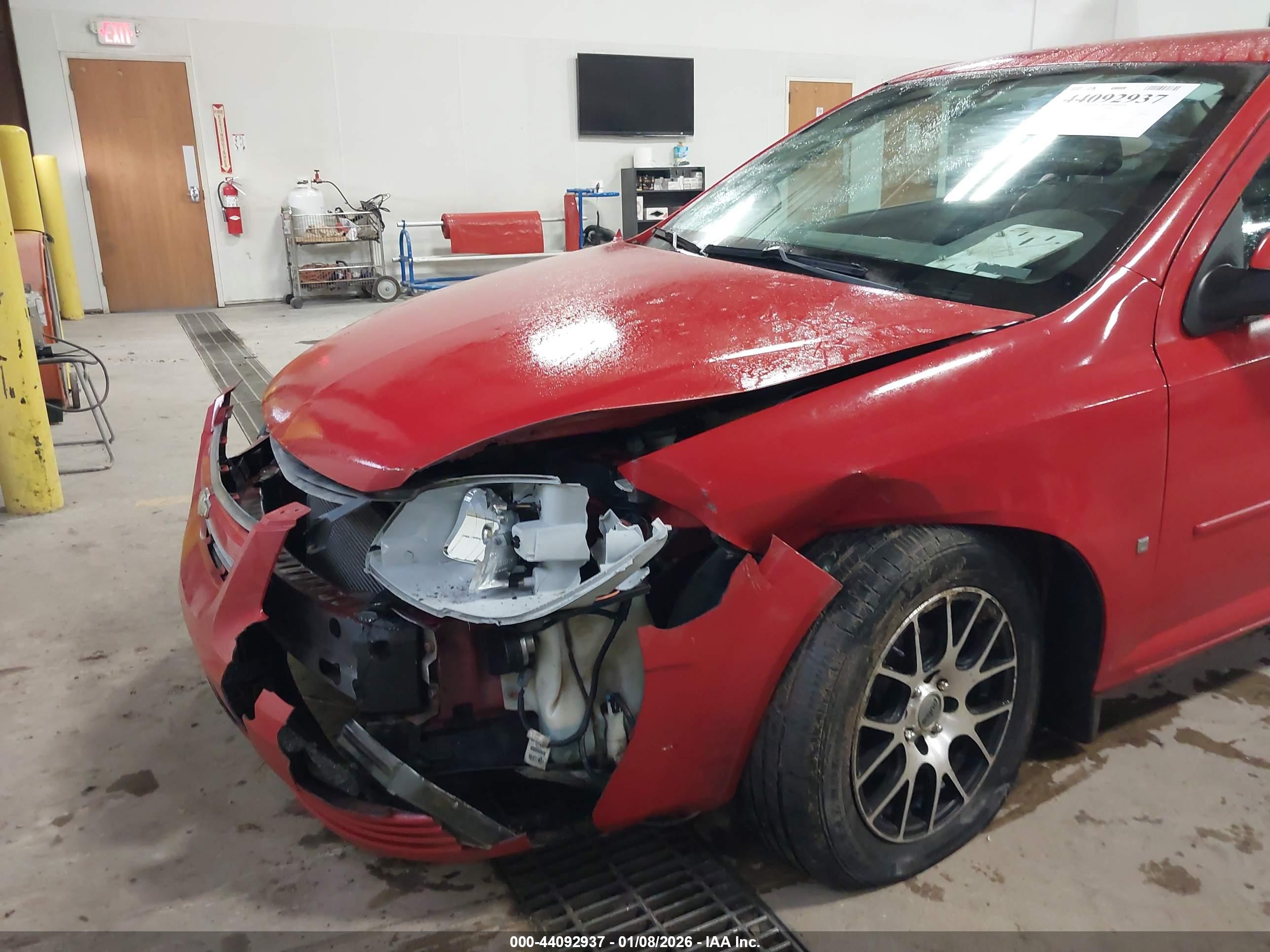 CHEVROLET COBALT image 6