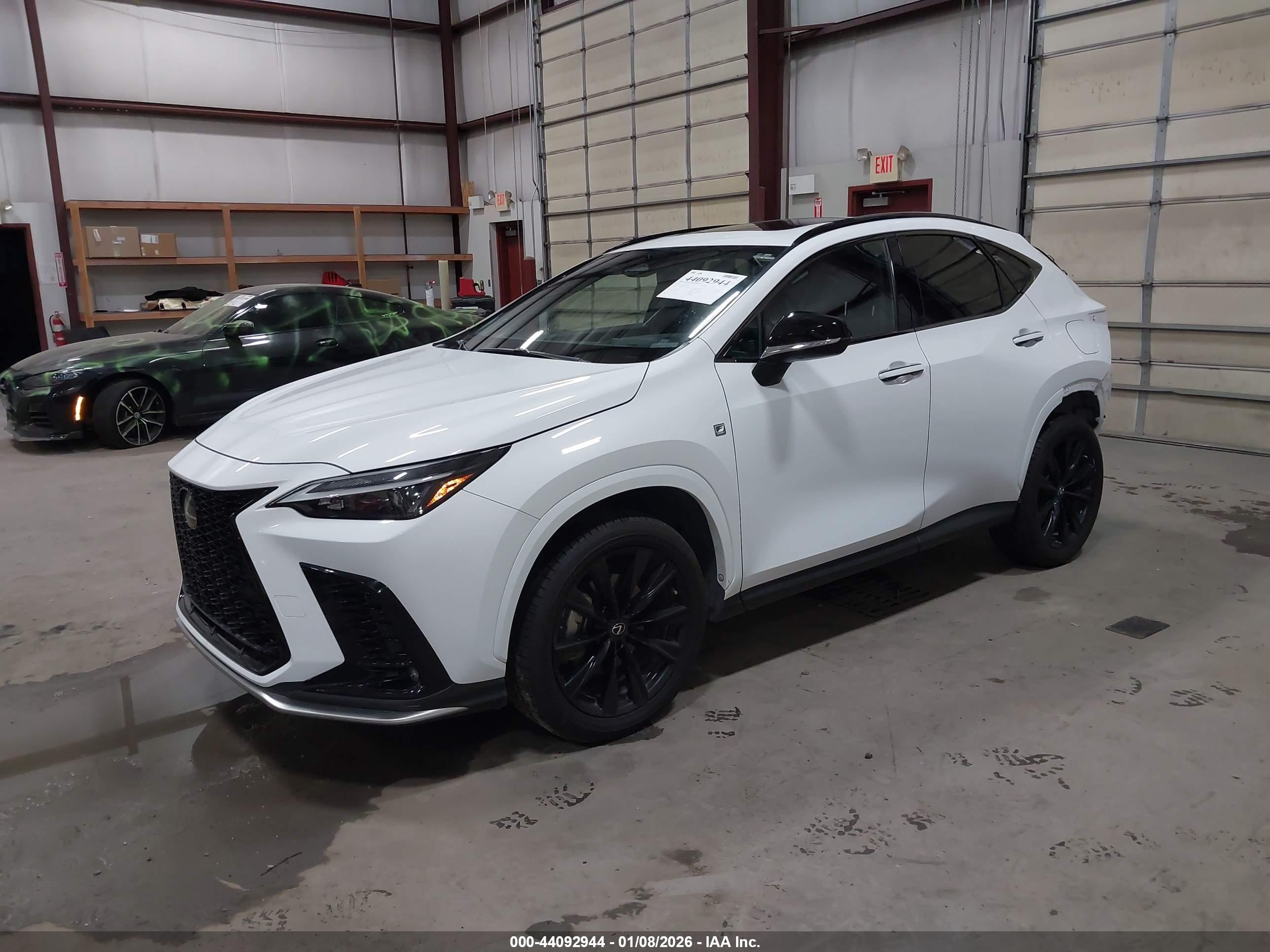 LEXUS NX image 2