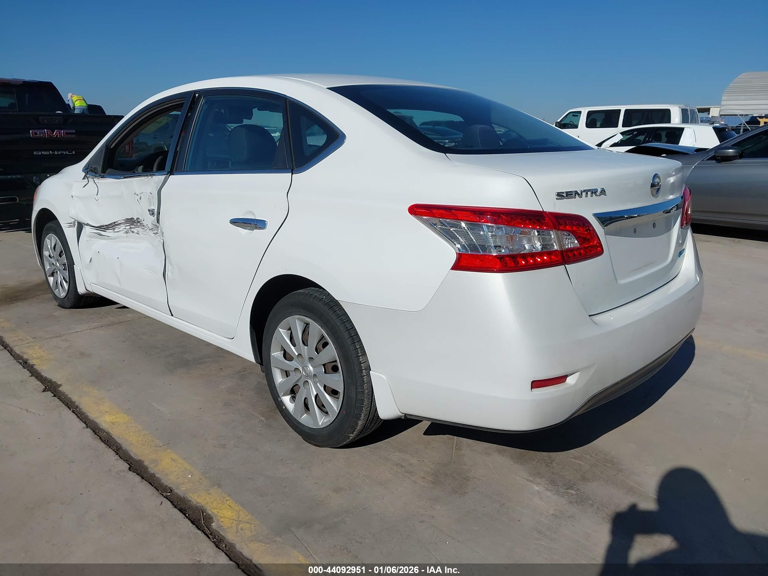 NISSAN SENTRA image 3