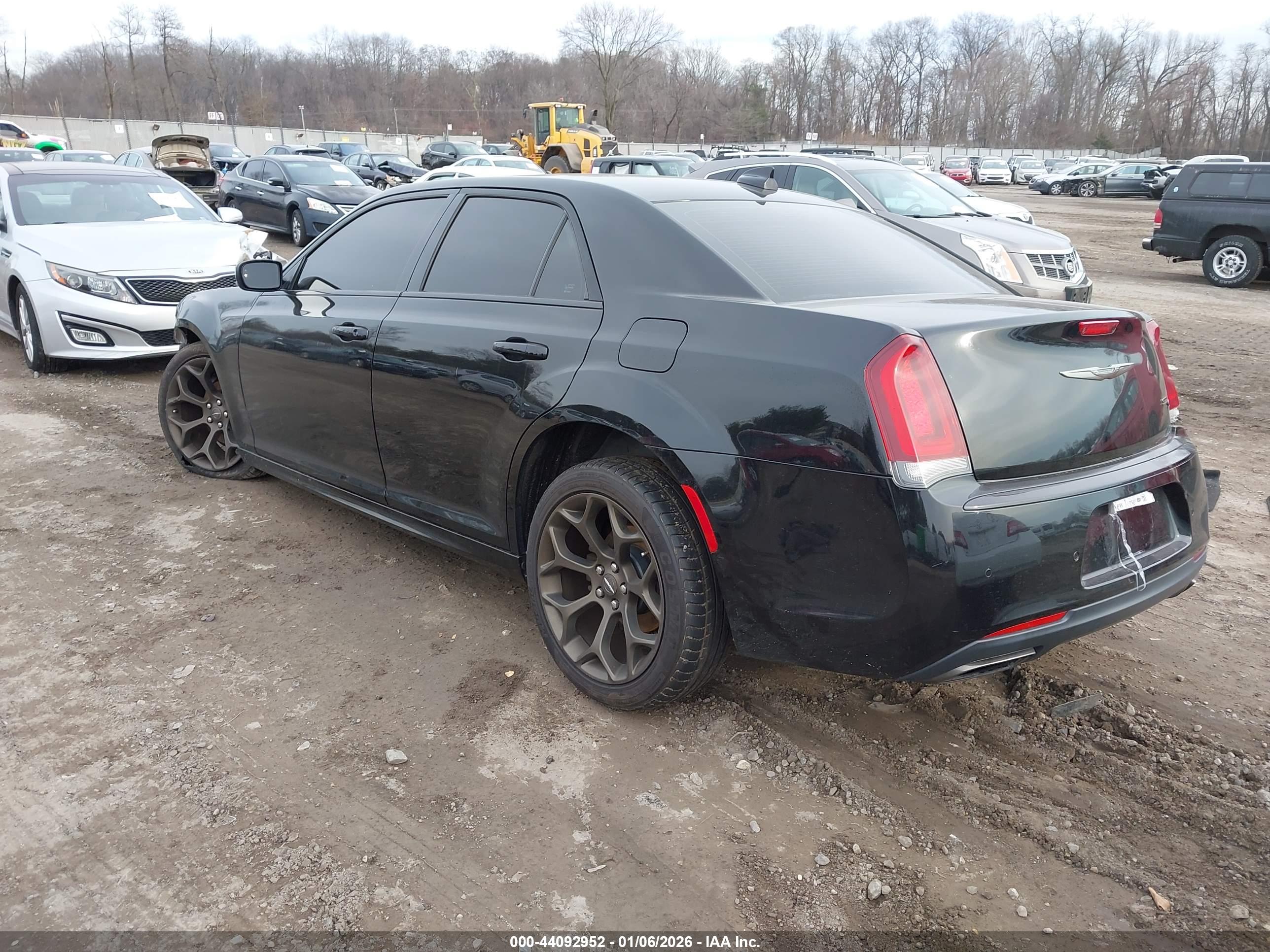 CHRYSLER 300 image 3