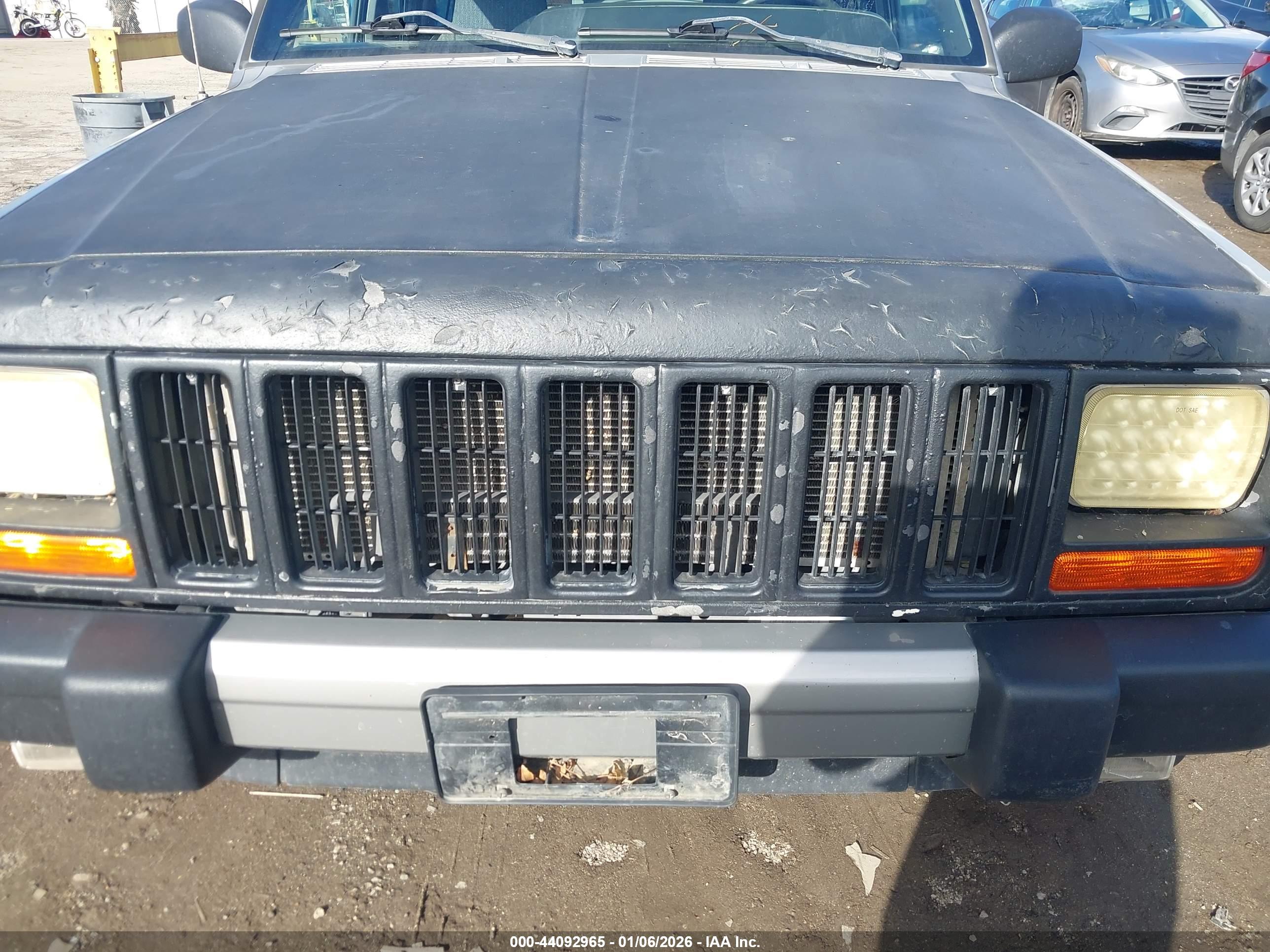 JEEP CHEROKEE image 6
