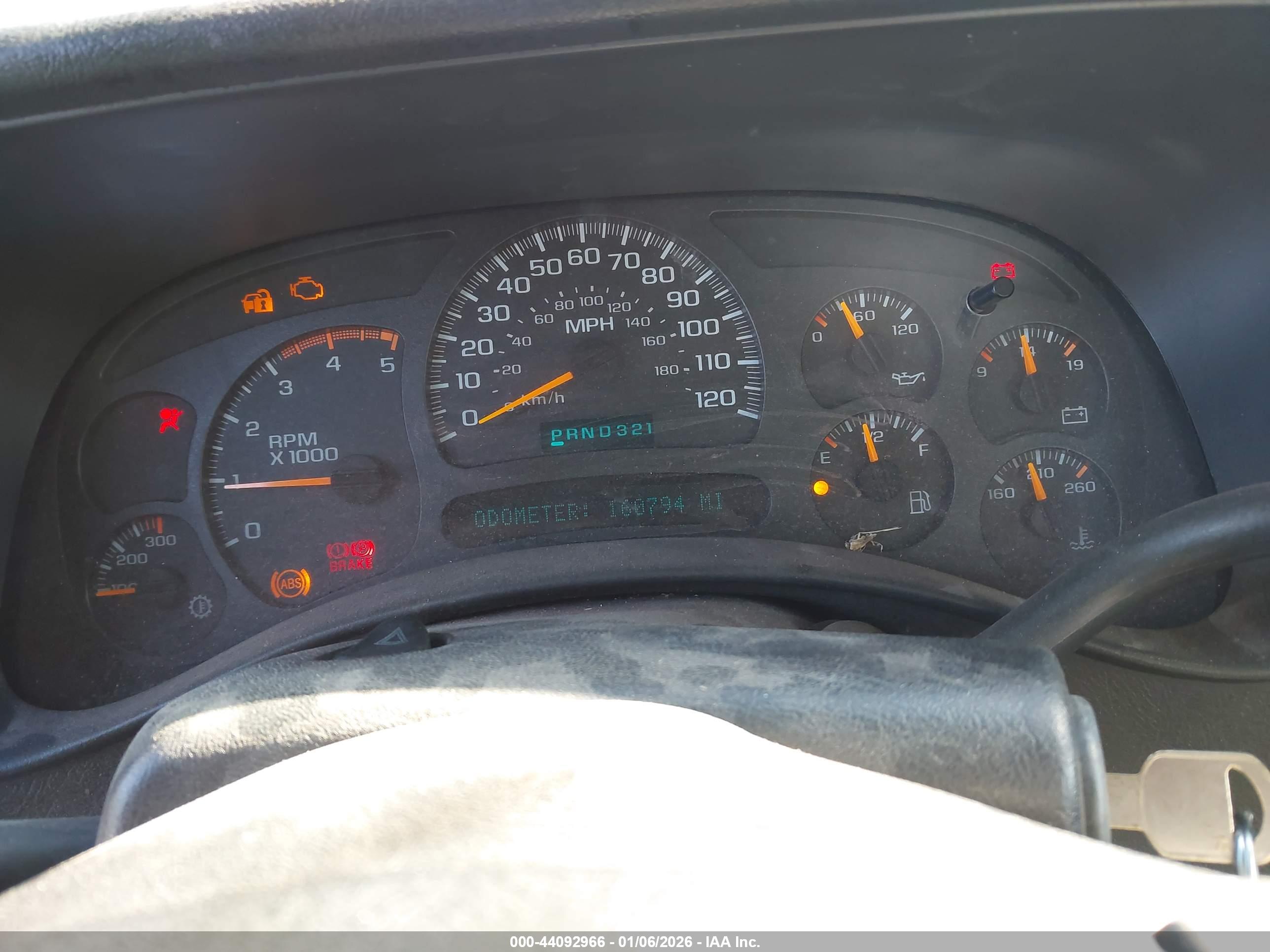 CHEVROLET SILVERADO image 7