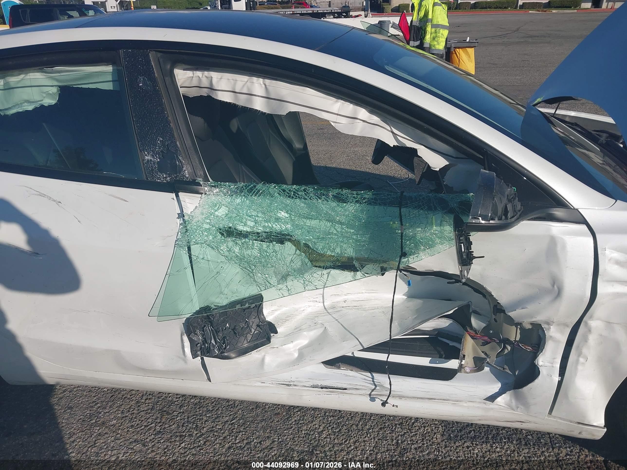 TESLA MODEL image 6