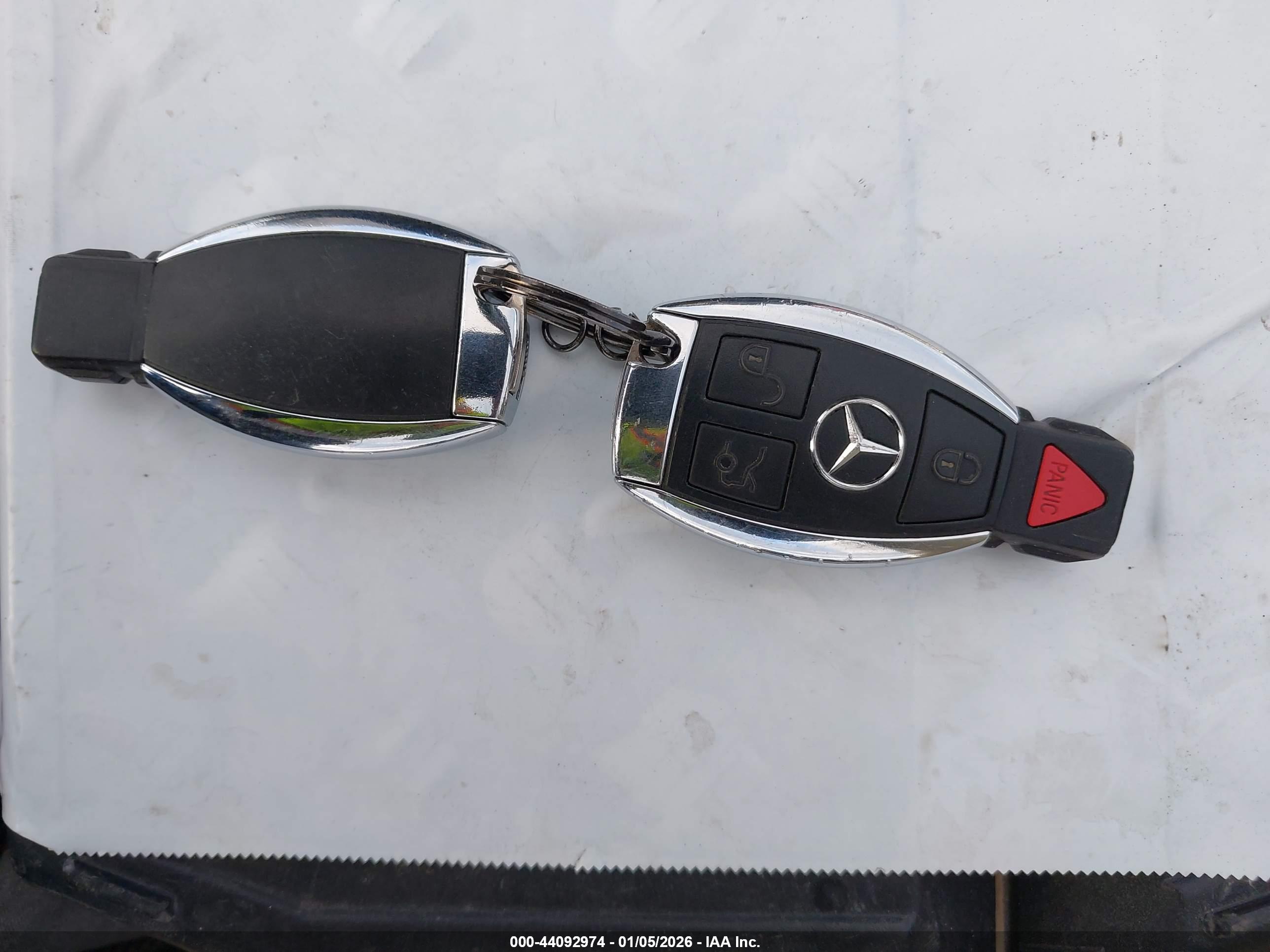 MERCEDES-BENZ C image 11