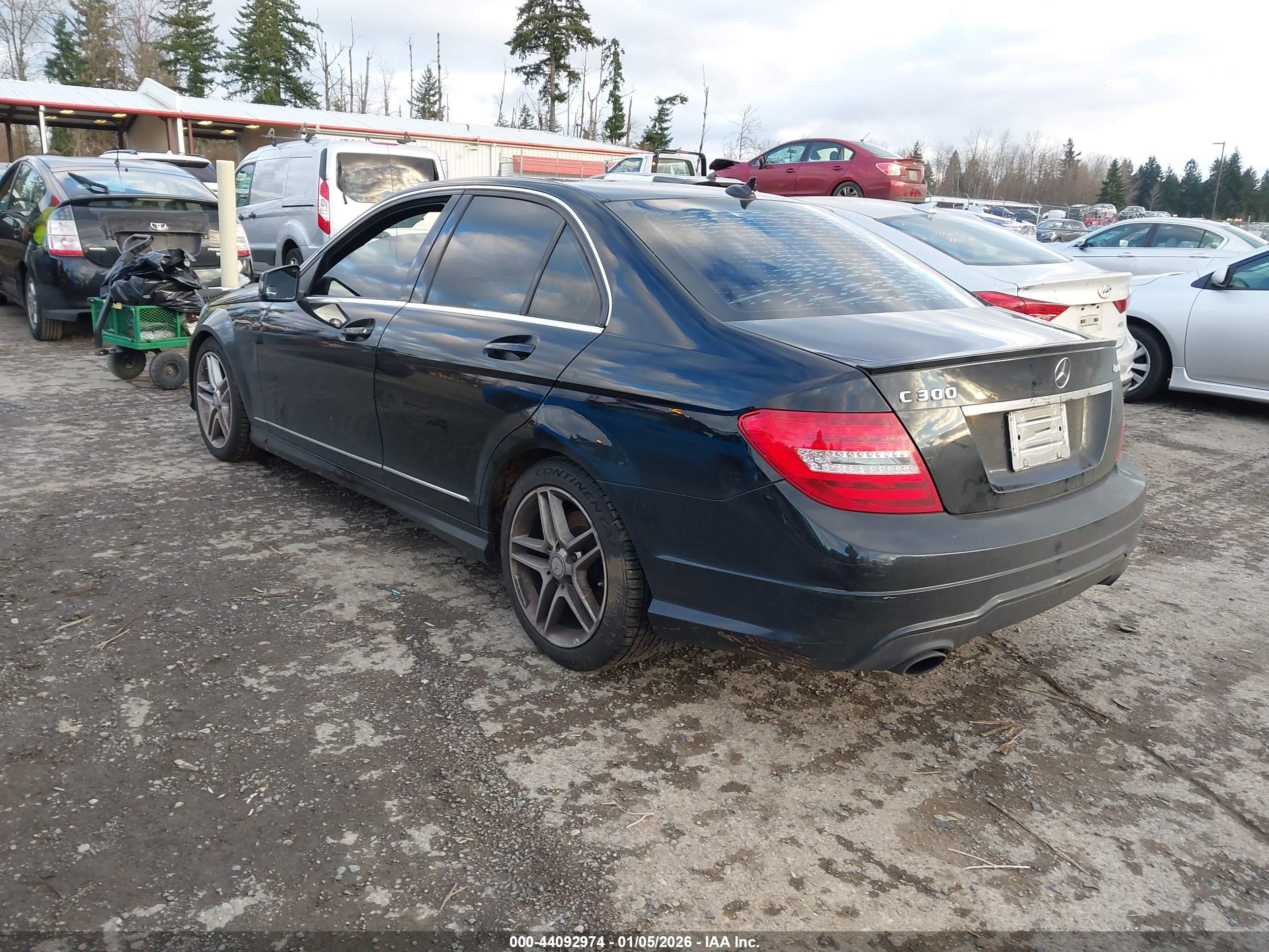 MERCEDES-BENZ C image 3
