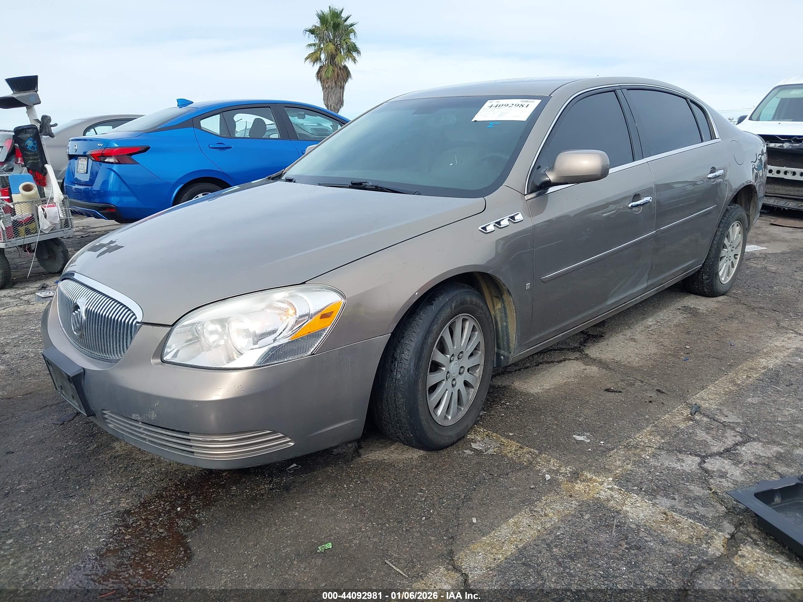 BUICK LUCERNE image 2