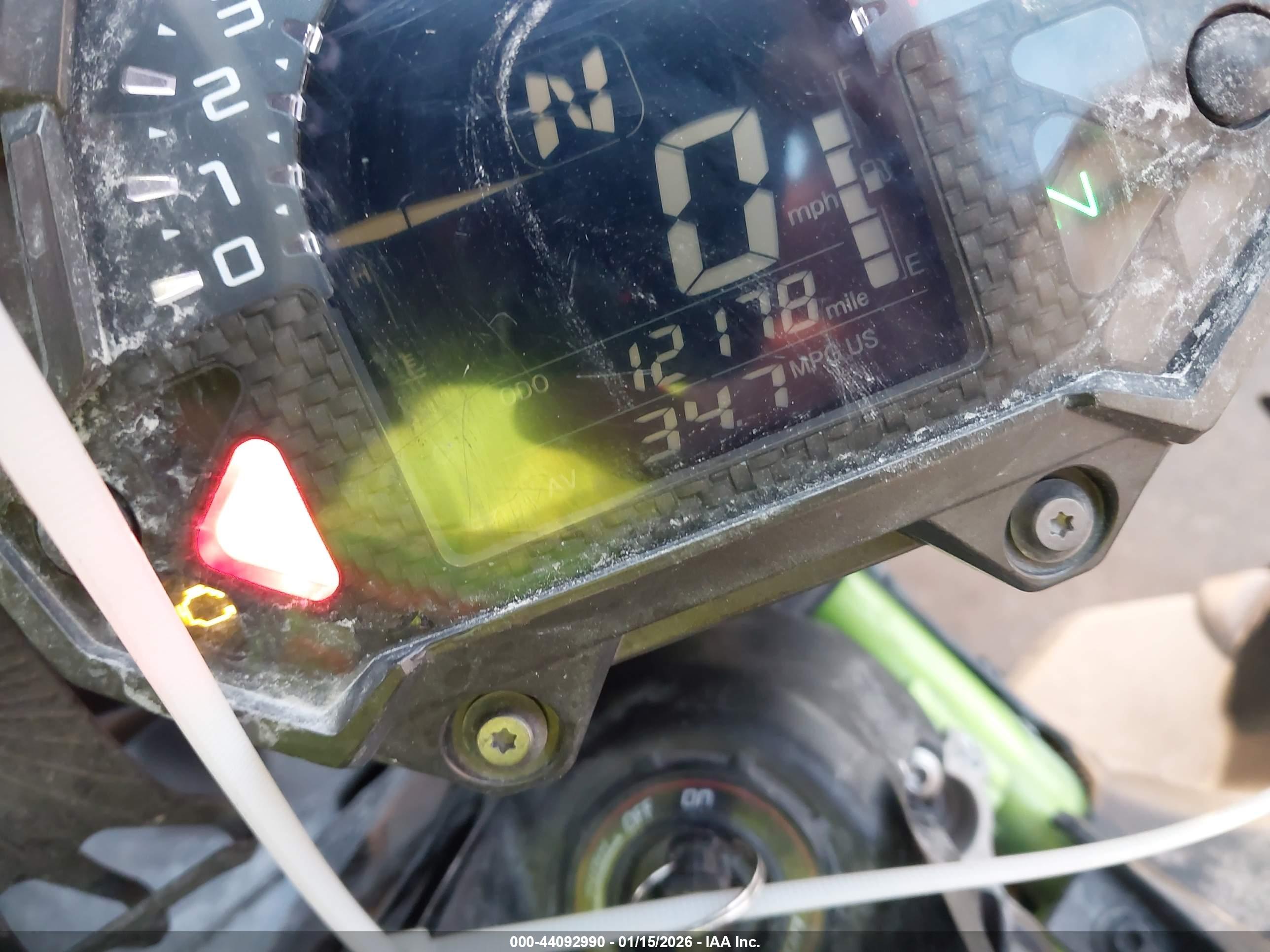 KAWASAKI ZR900 image 7