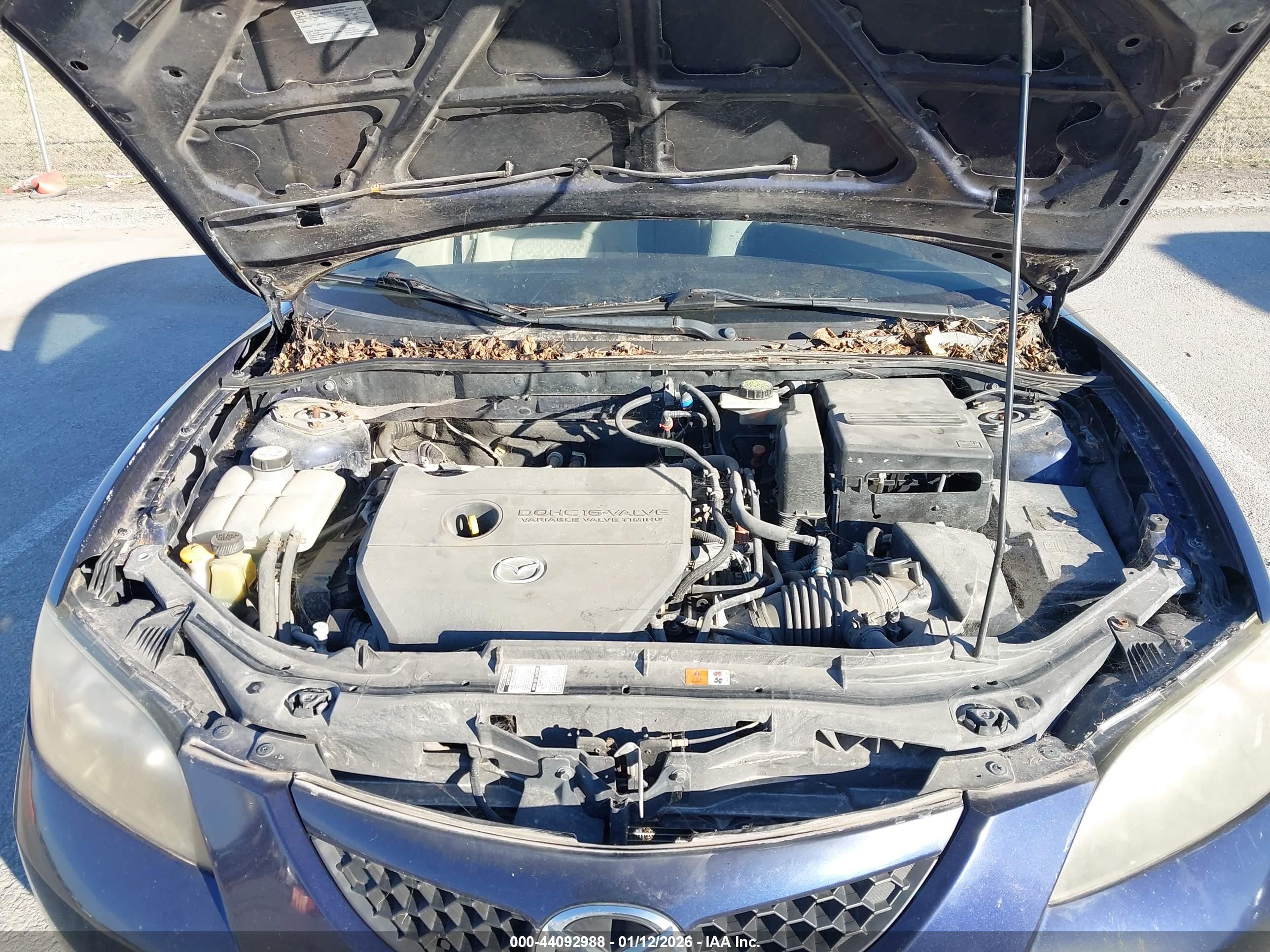 MAZDA 3 image 10