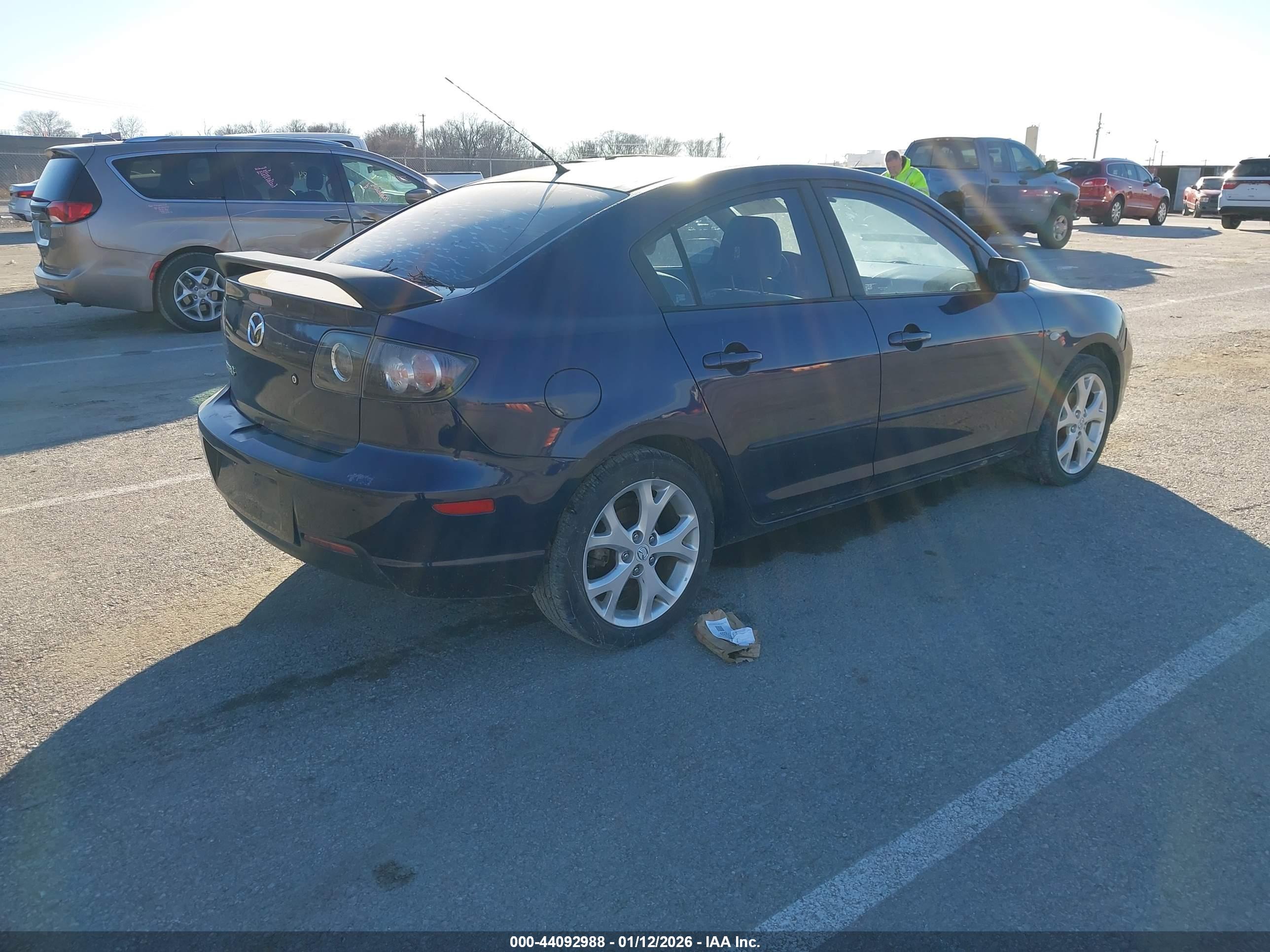 MAZDA 3 image 4