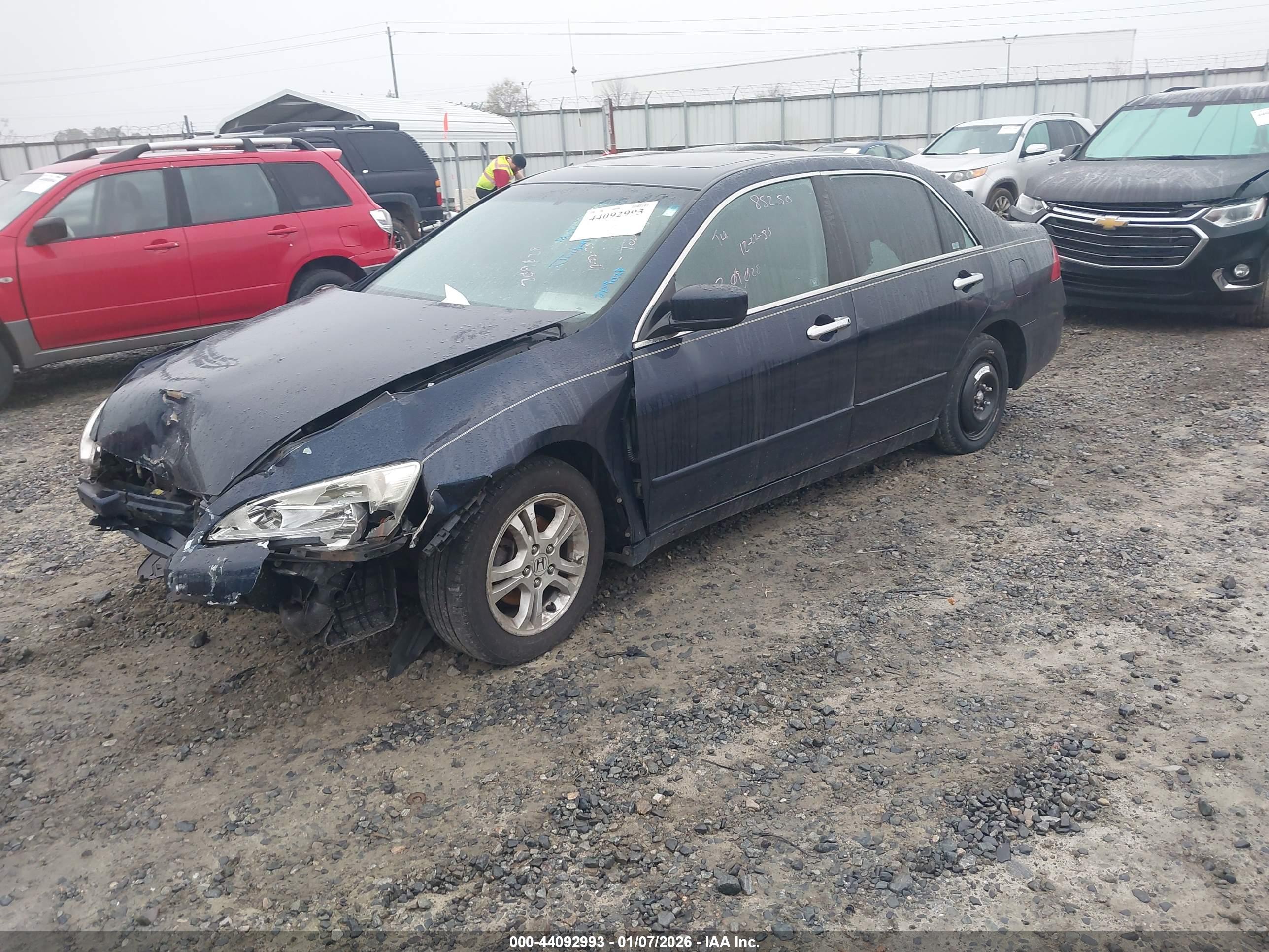 HONDA ACCORD image 2