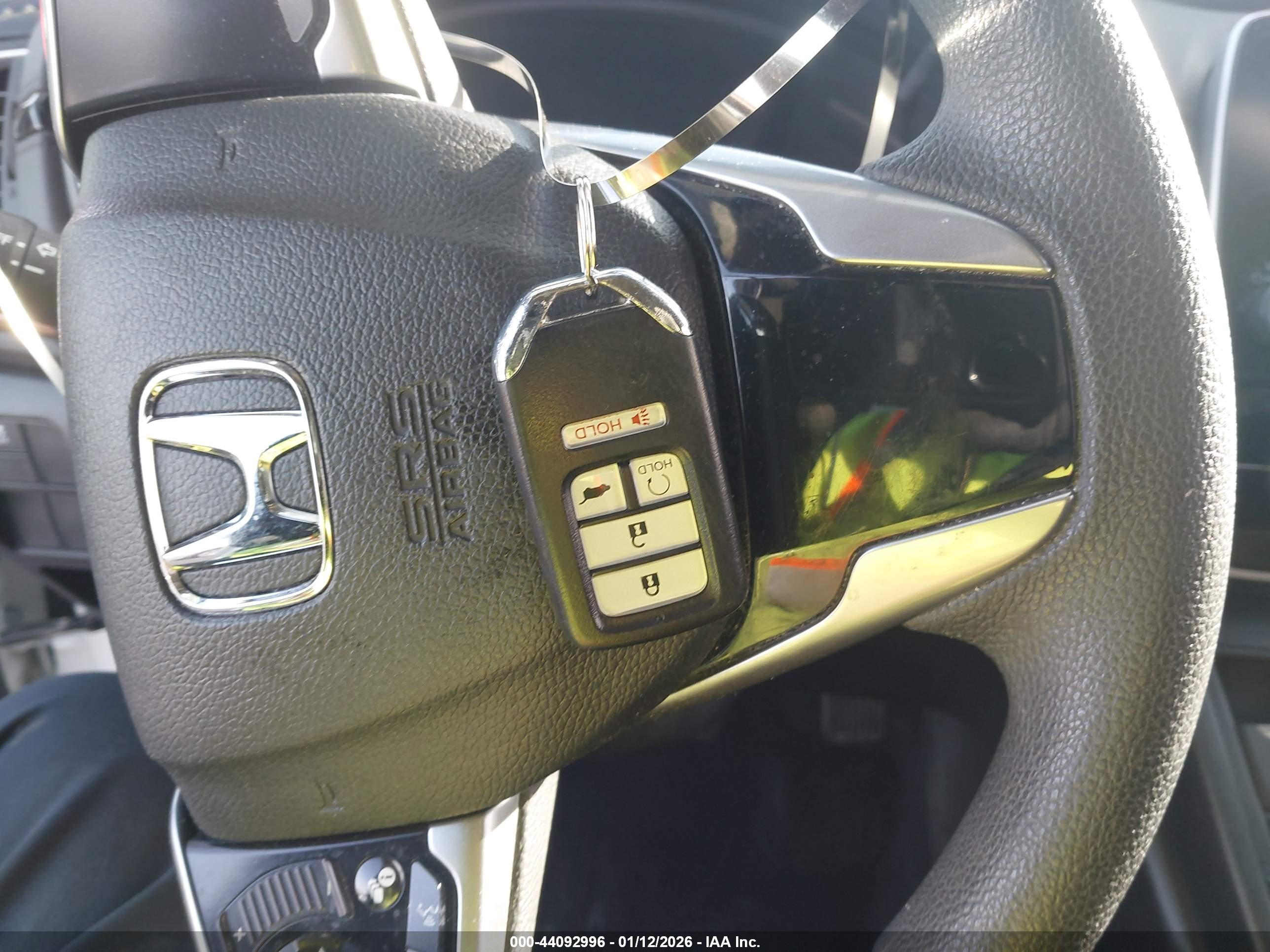 HONDA CR-V image 11