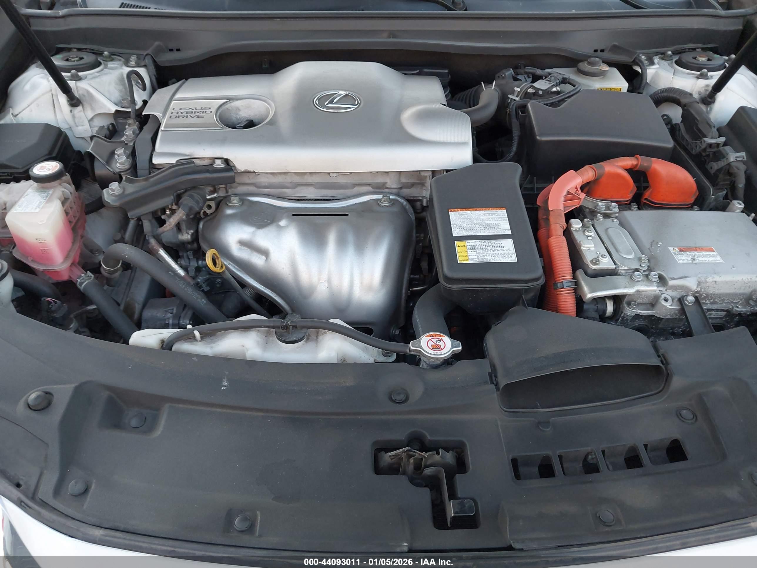 LEXUS ES image 10