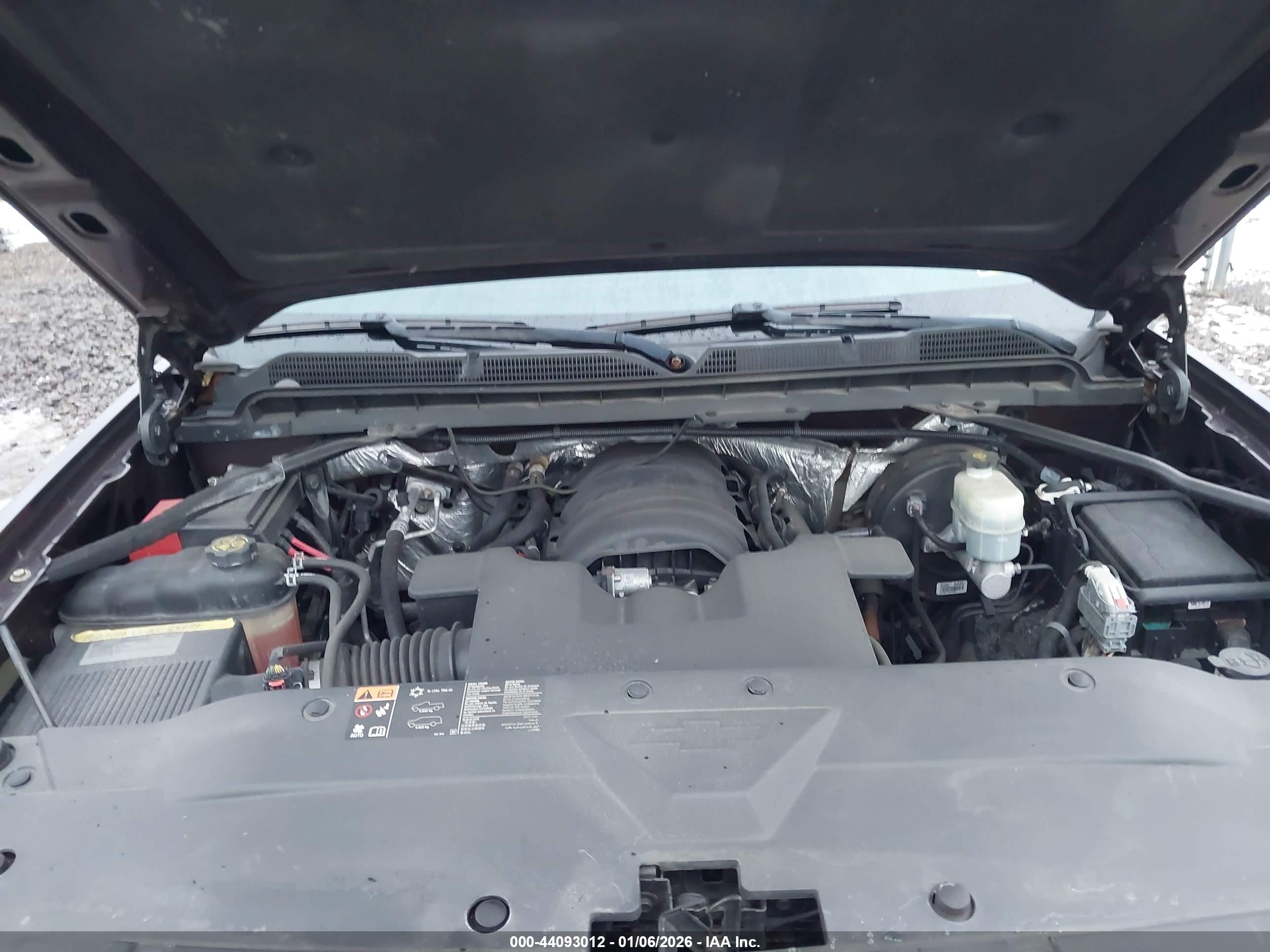CHEVROLET SILVERADO image 10