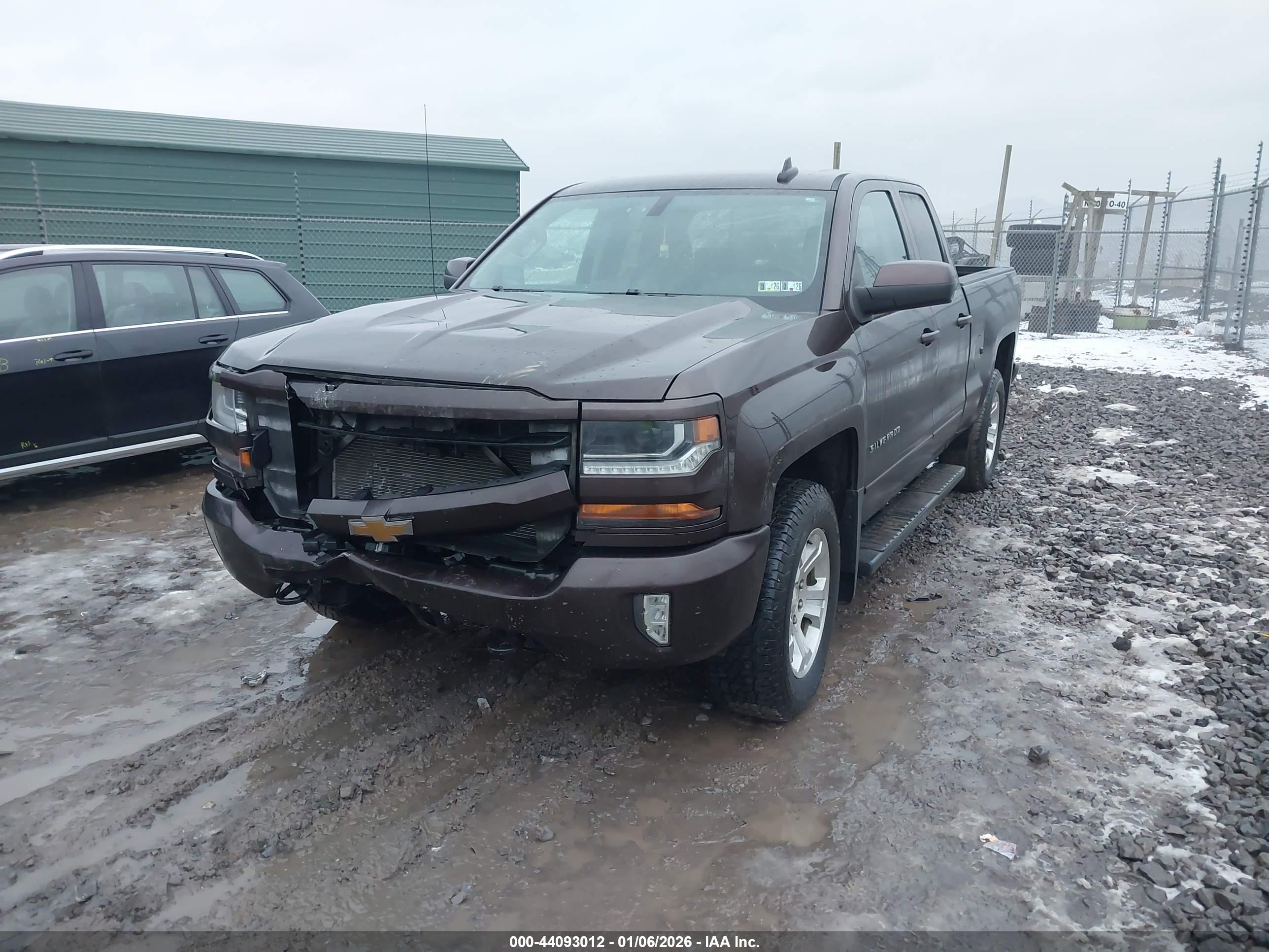CHEVROLET SILVERADO image 2