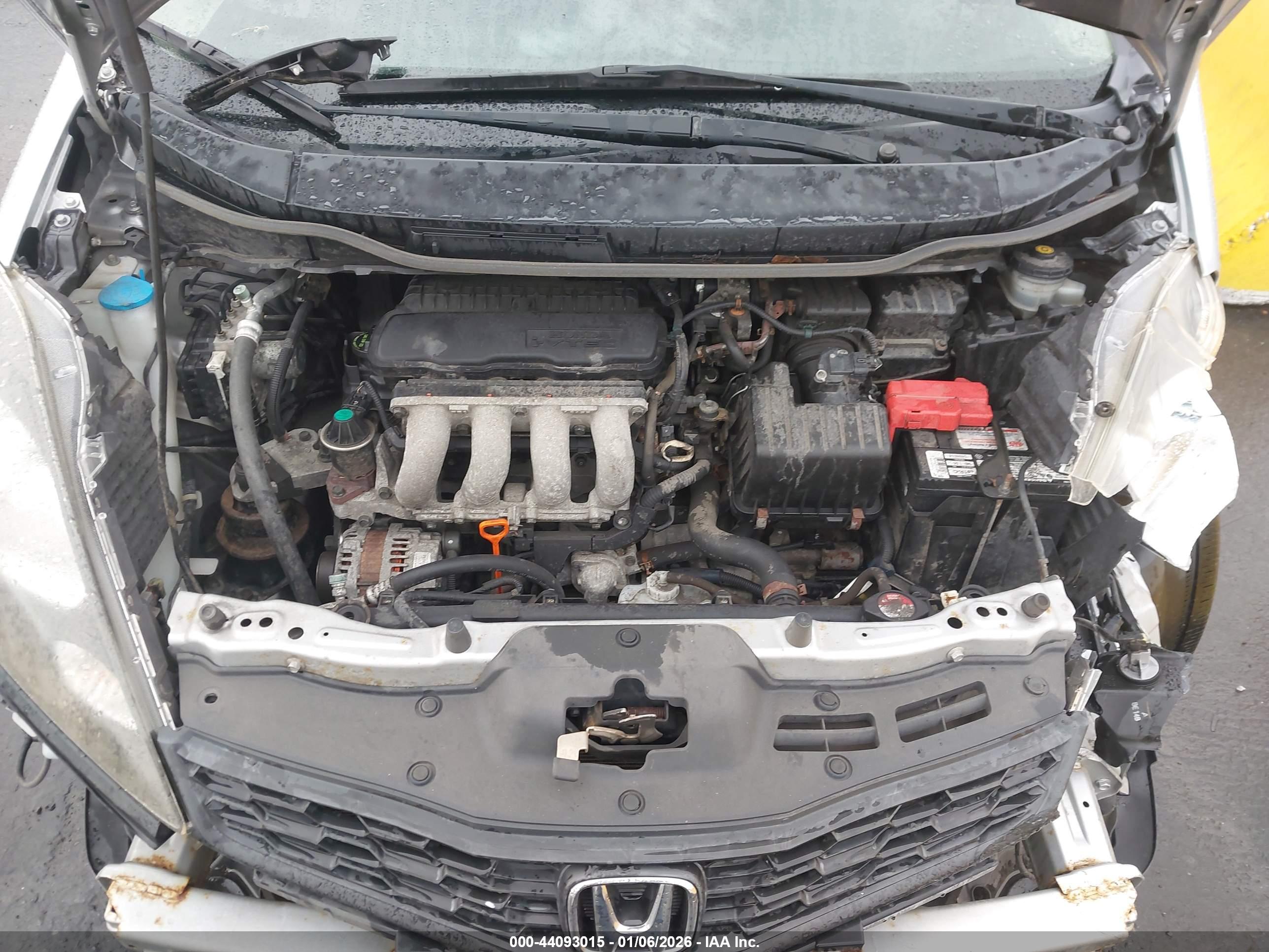 HONDA FIT image 10