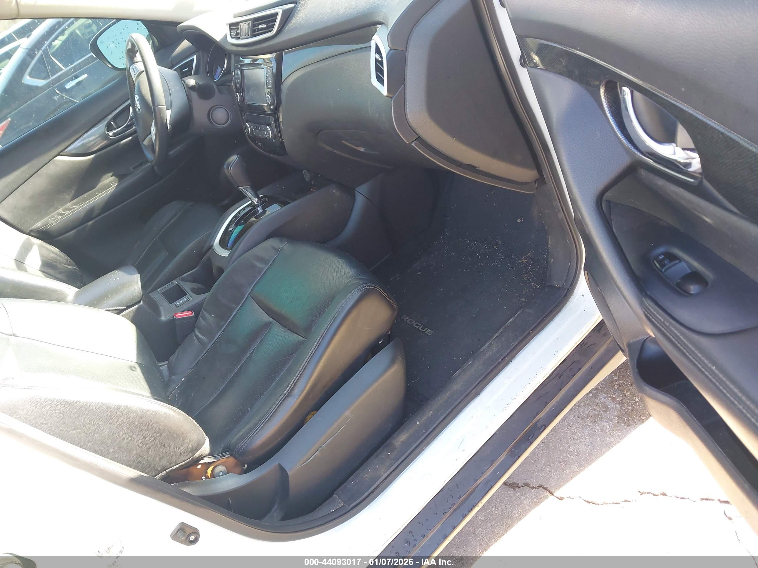 NISSAN ROGUE image 5