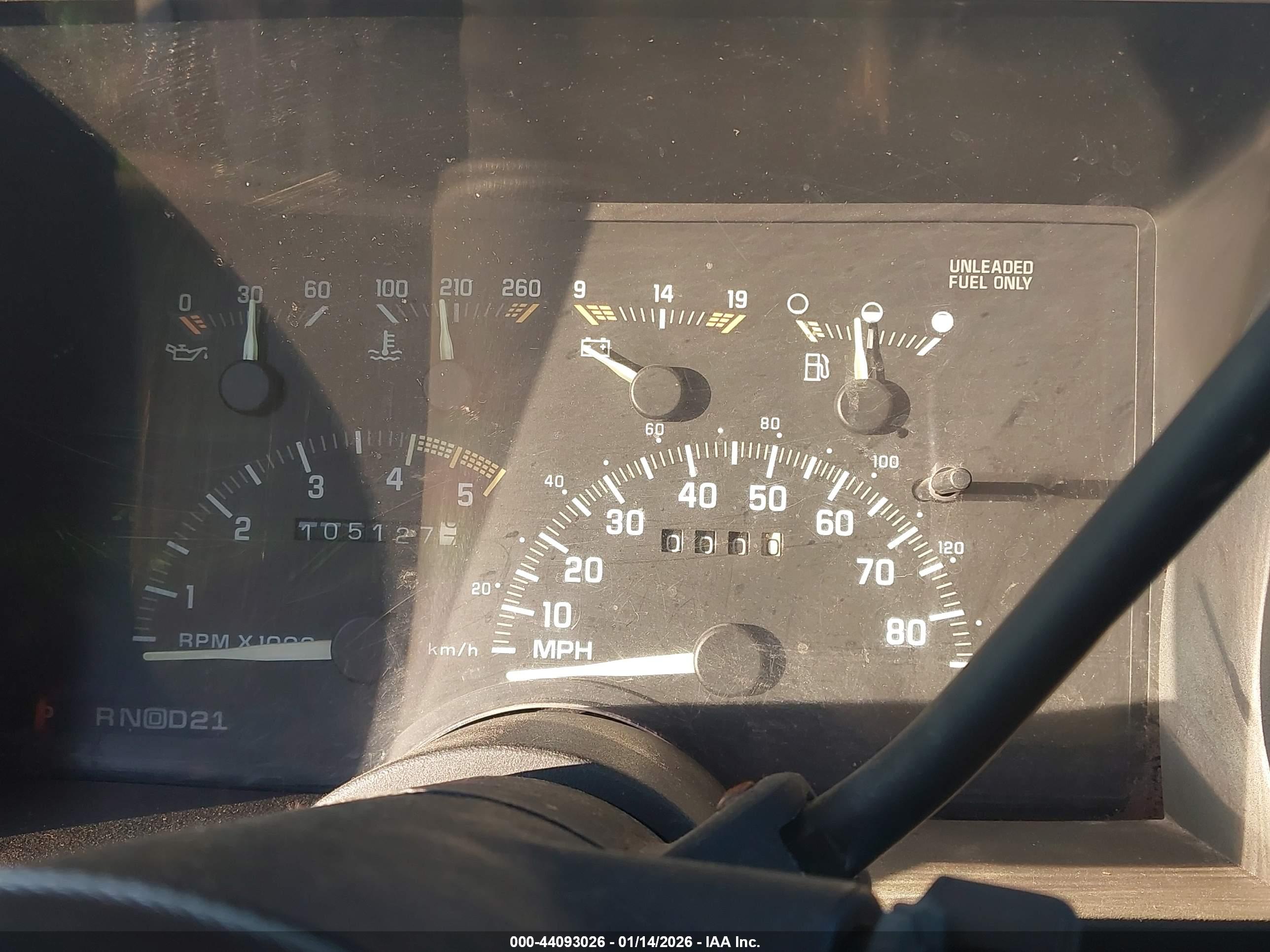 CHEVROLET GMT-400 image 7