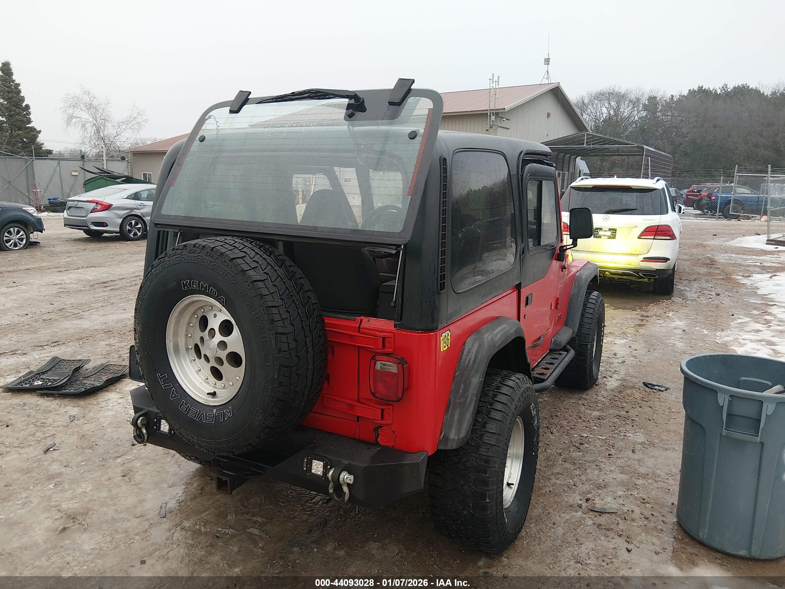 JEEP WRANGLER image 4
