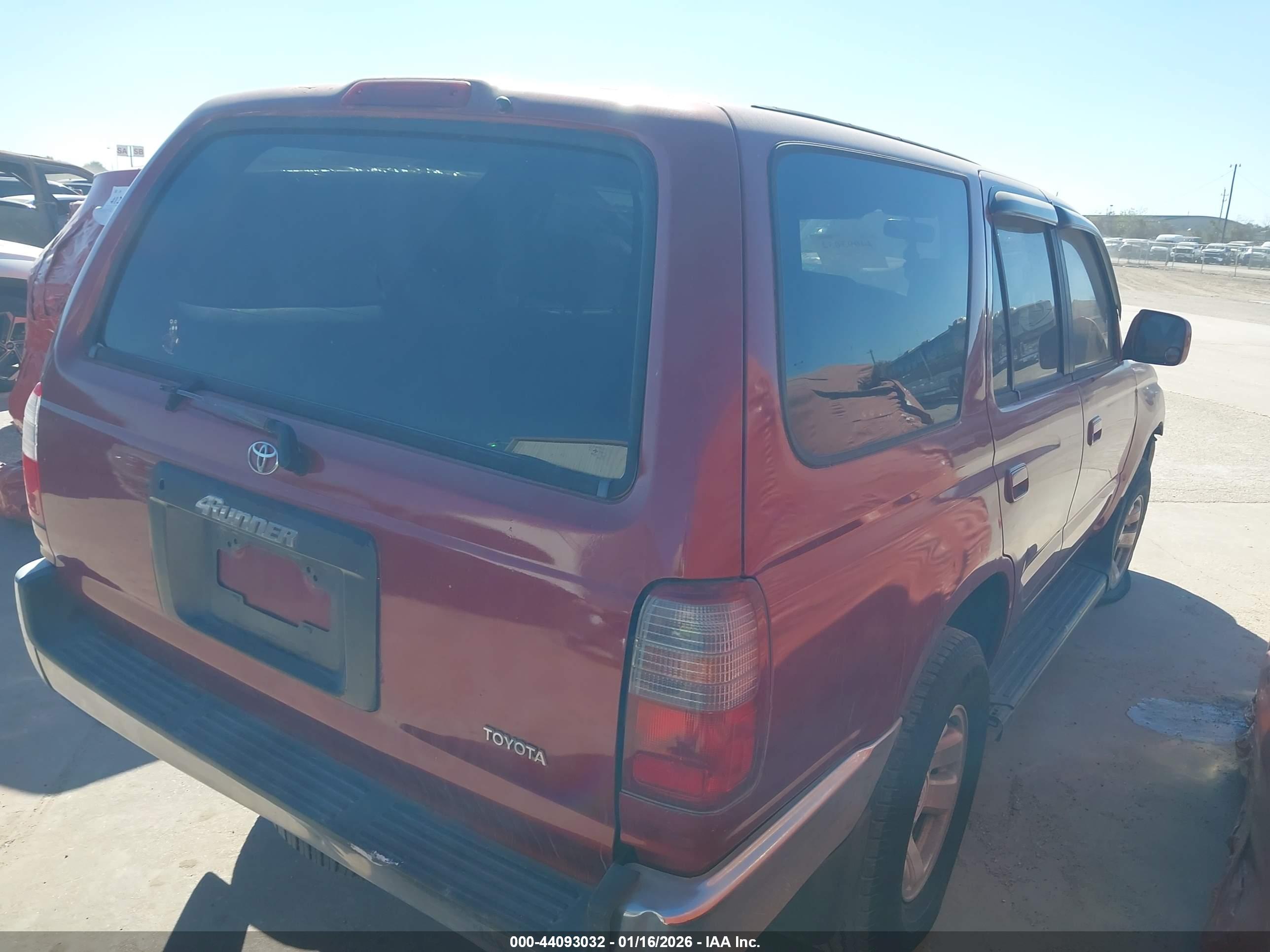 TOYOTA 4RUNNER image 4