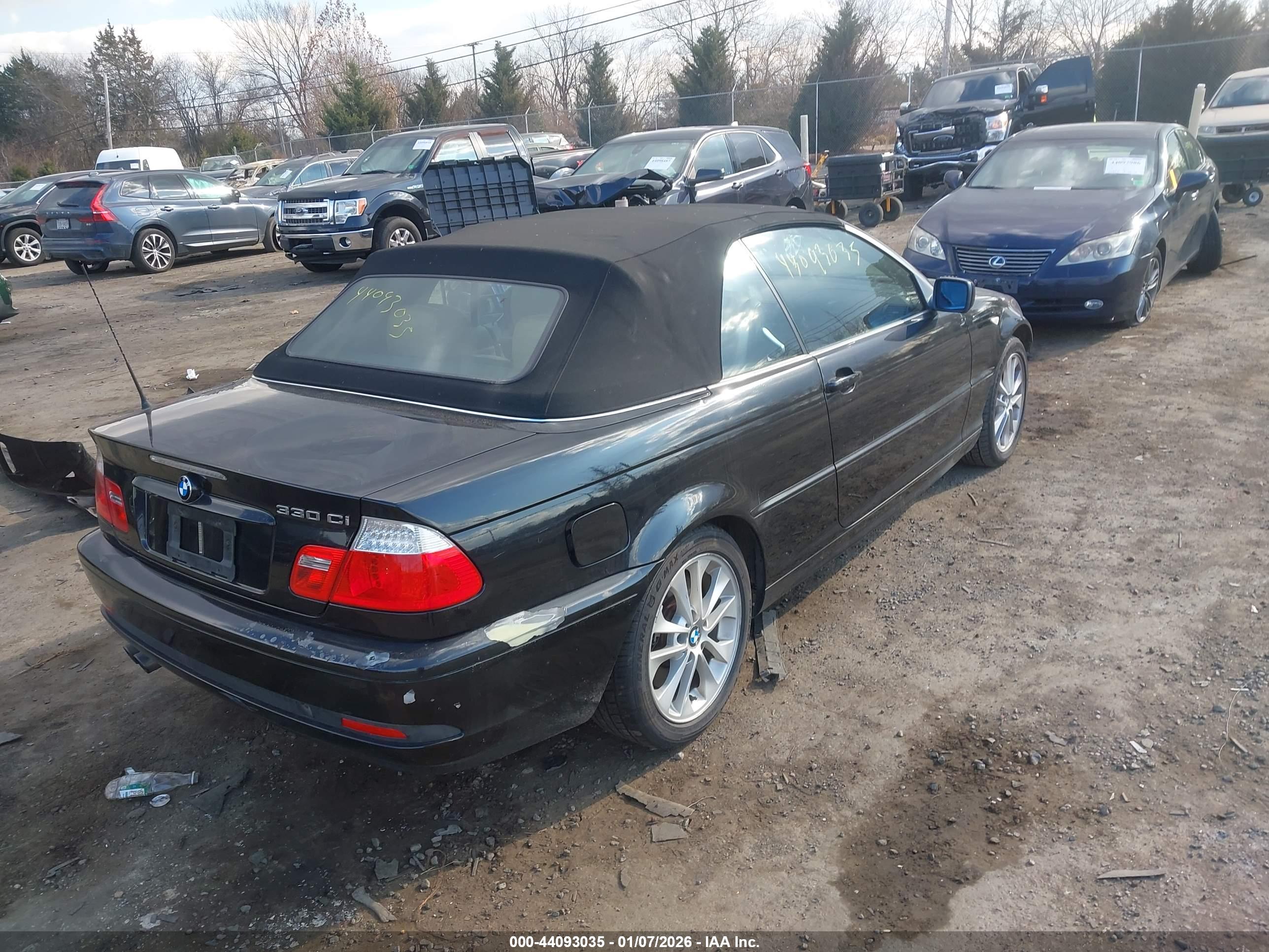 BMW 330CI image 4