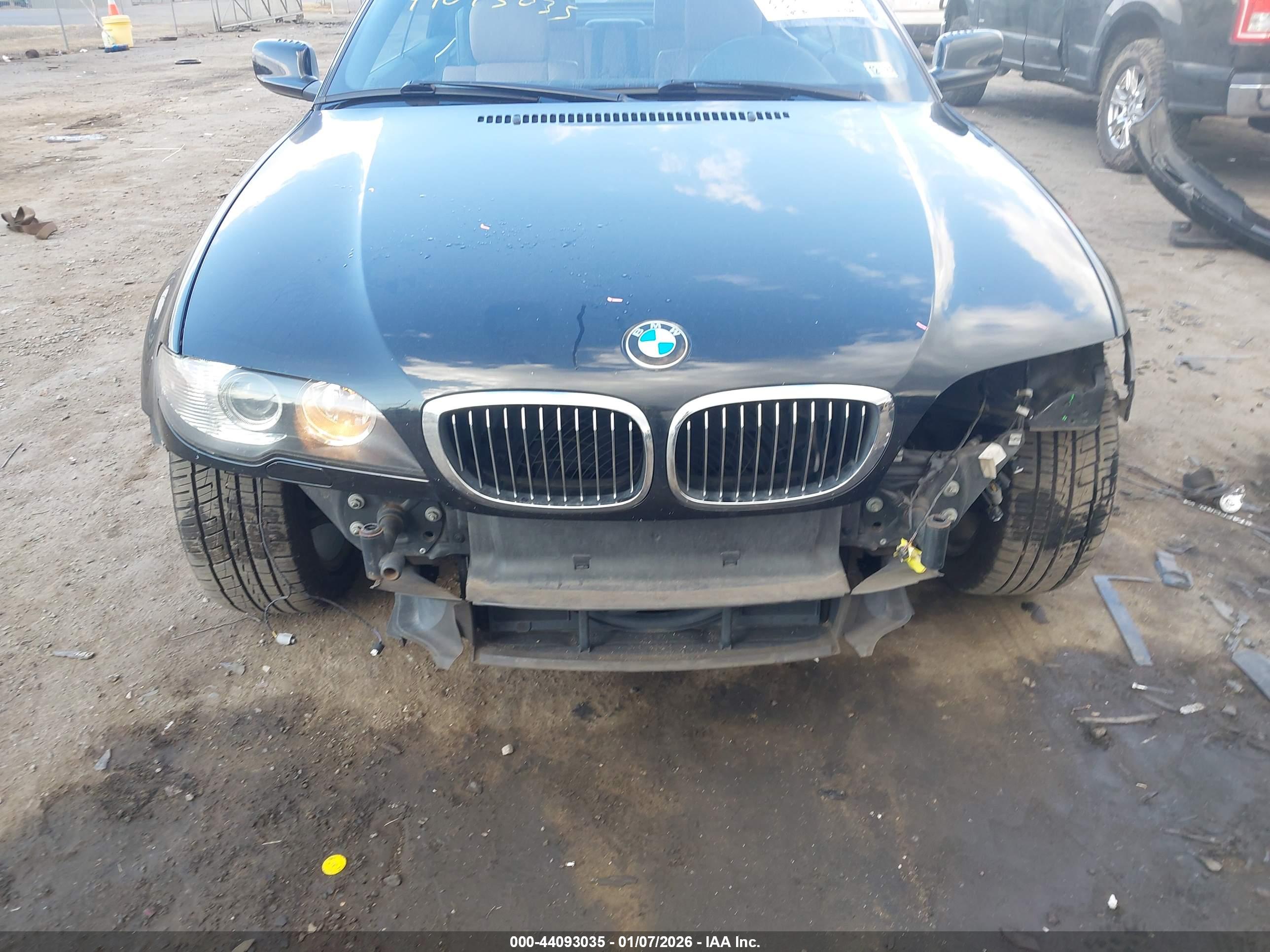 BMW 330CI image 6