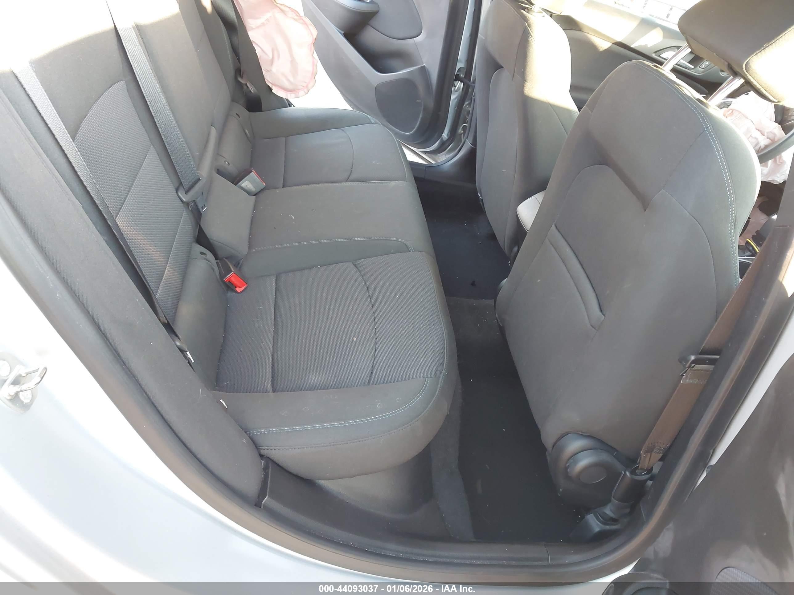 CHEVROLET CRUZE image 8