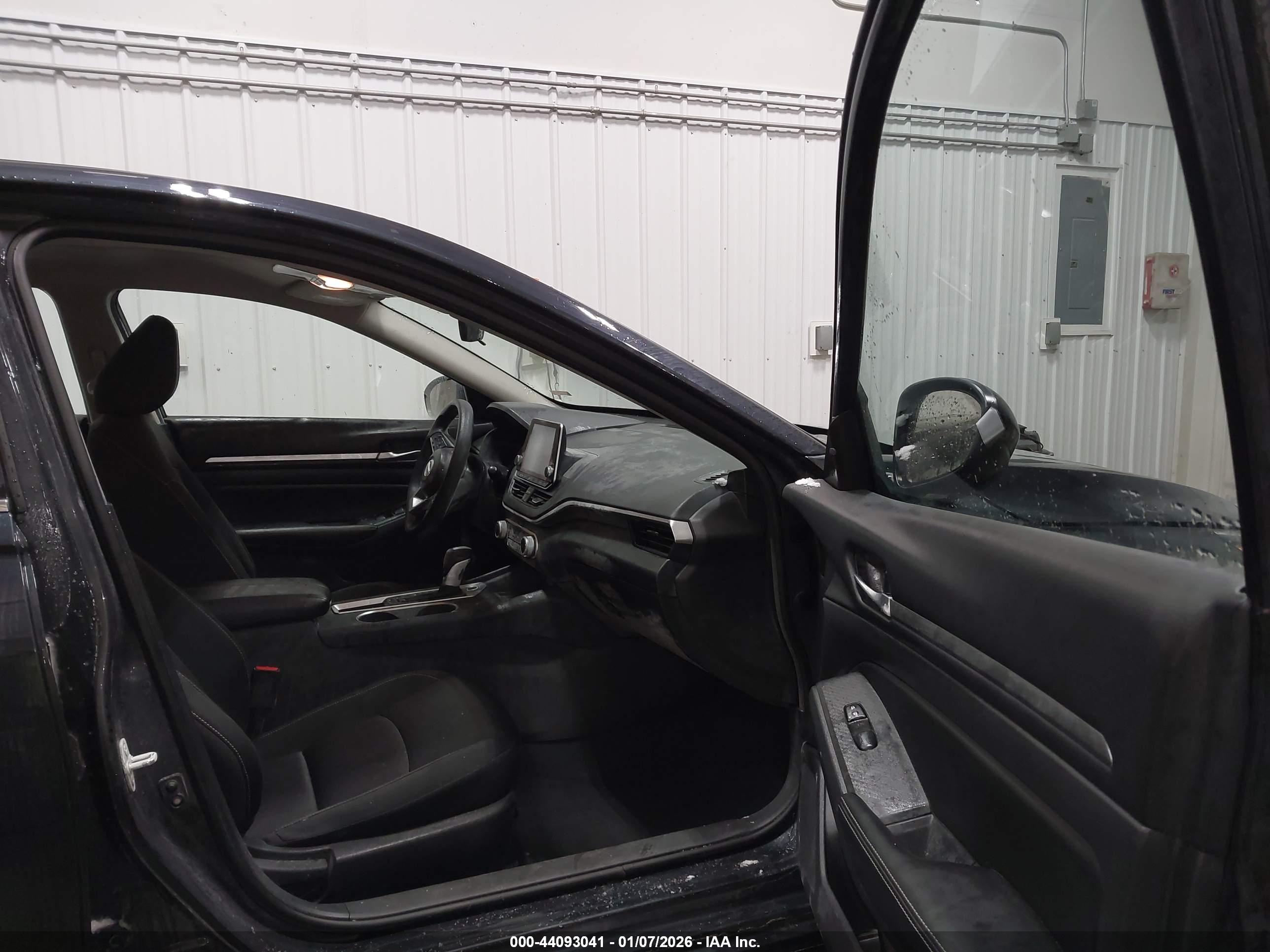 NISSAN ALTIMA image 5