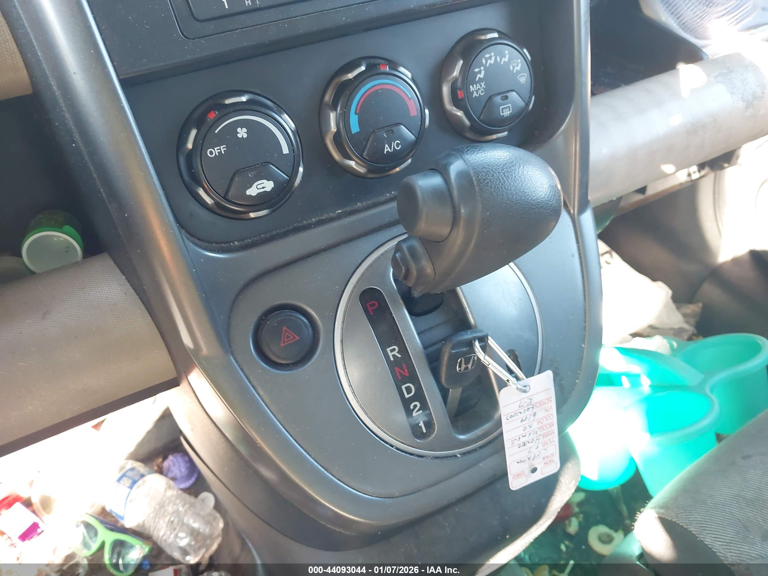 HONDA ELEMENT image 11