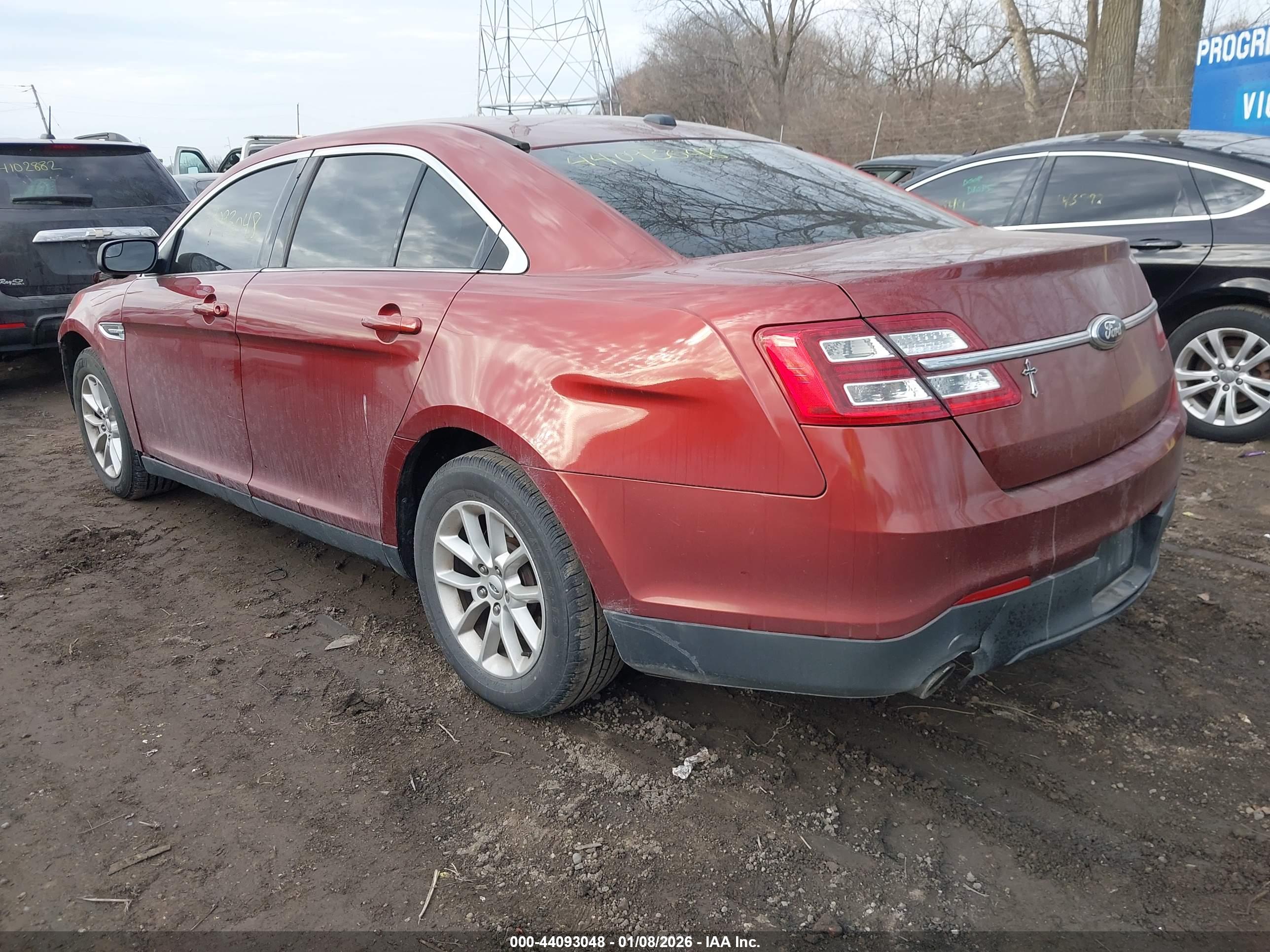 FORD TAURUS image 3