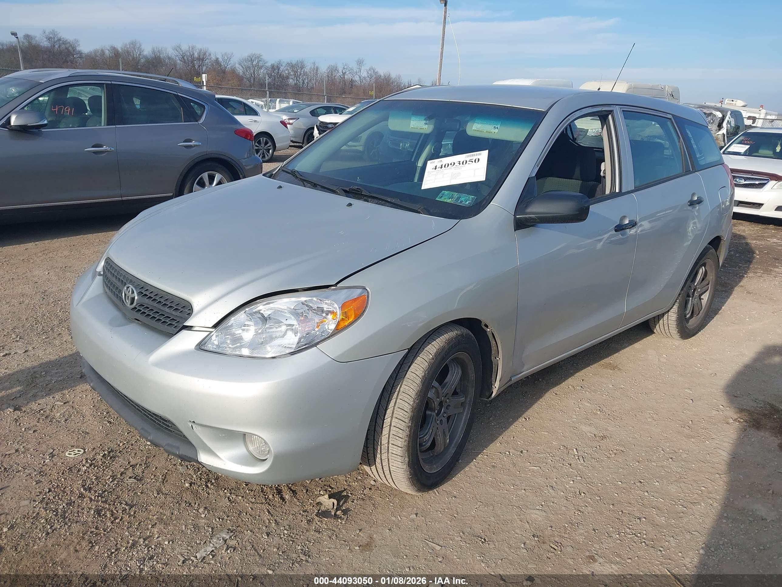 TOYOTA MATRIX image 2