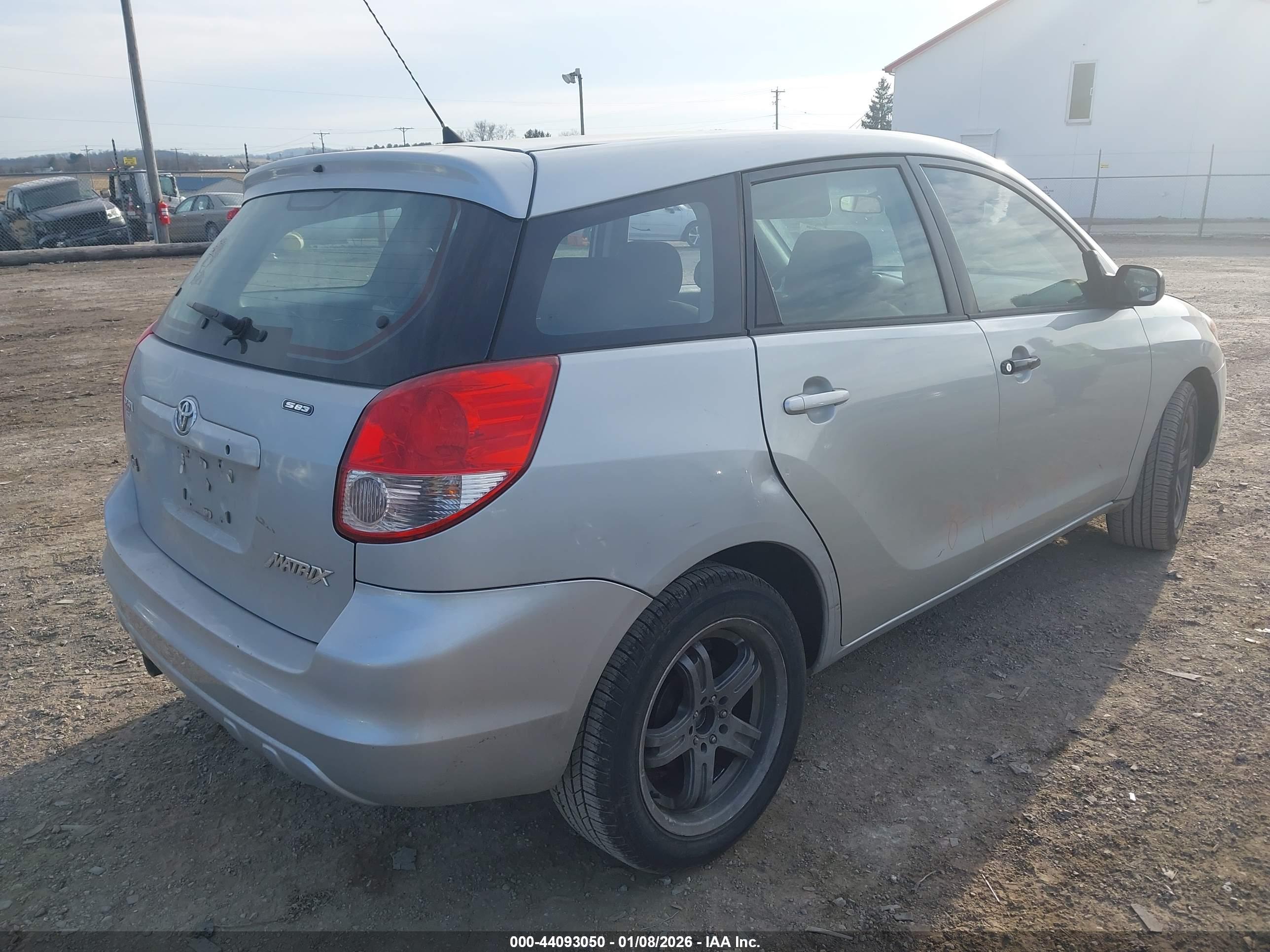 TOYOTA MATRIX image 4