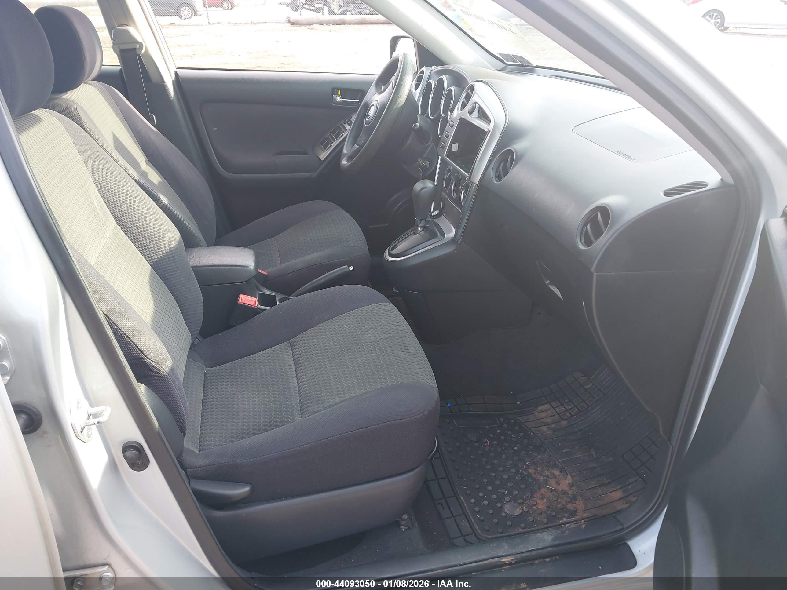 TOYOTA MATRIX image 5