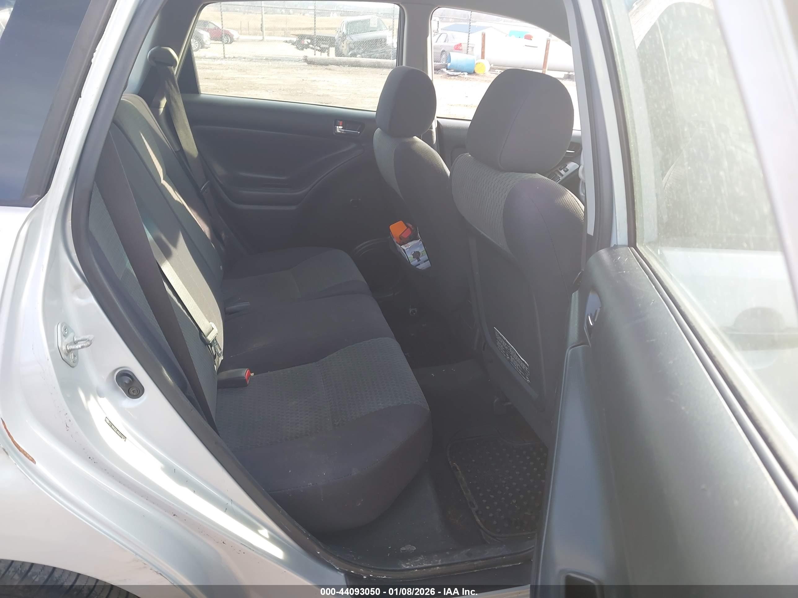 TOYOTA MATRIX image 8