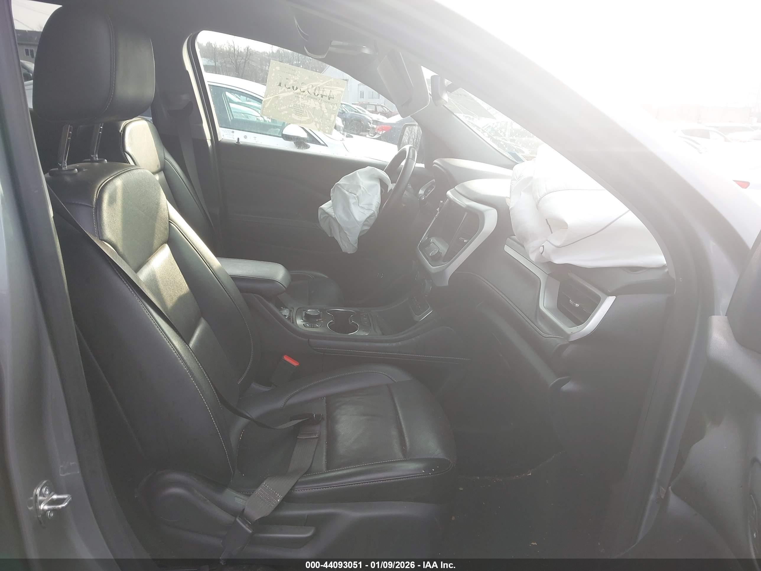 GMC ACADIA image 5