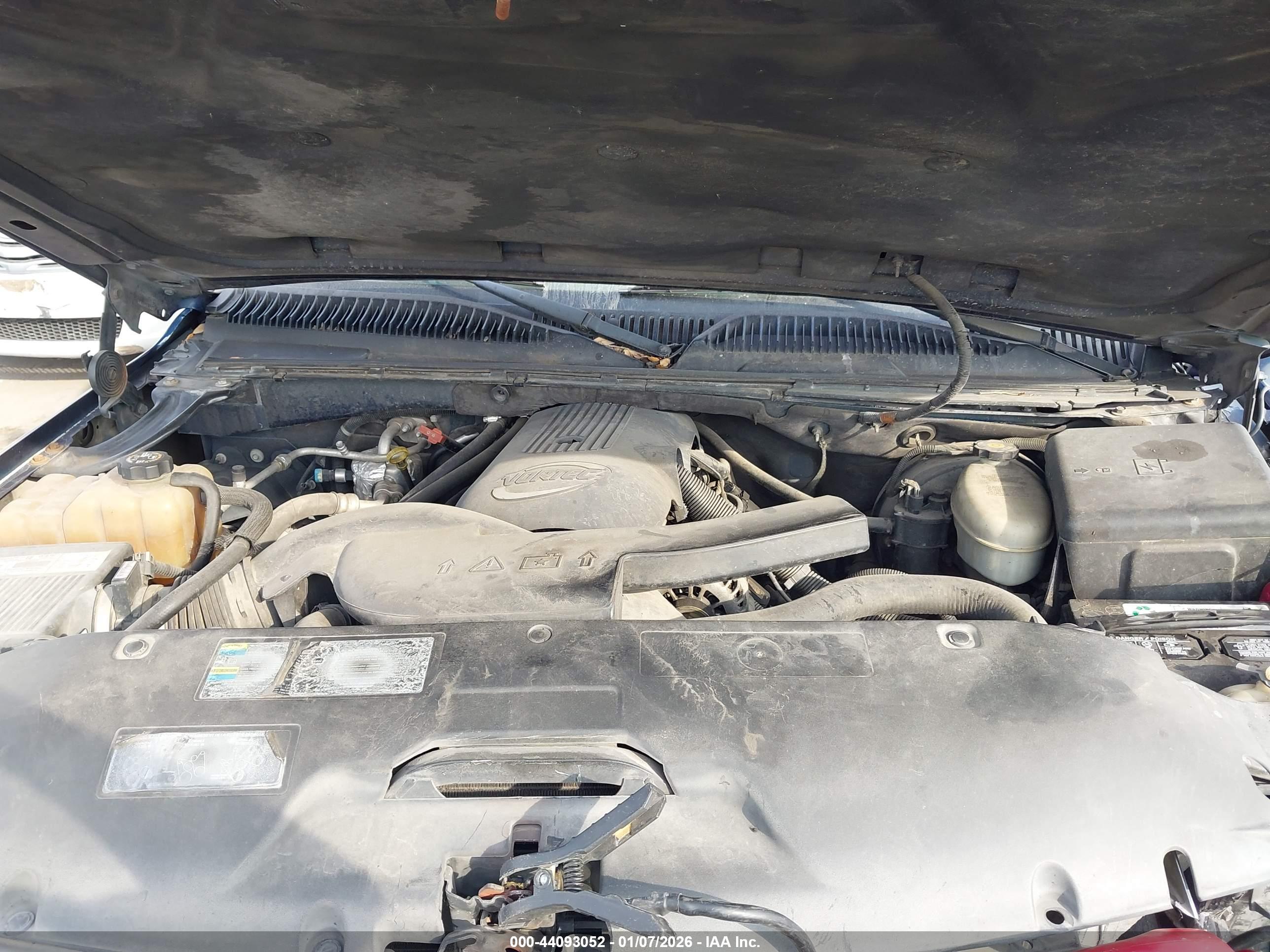 CHEVROLET TAHOE image 10