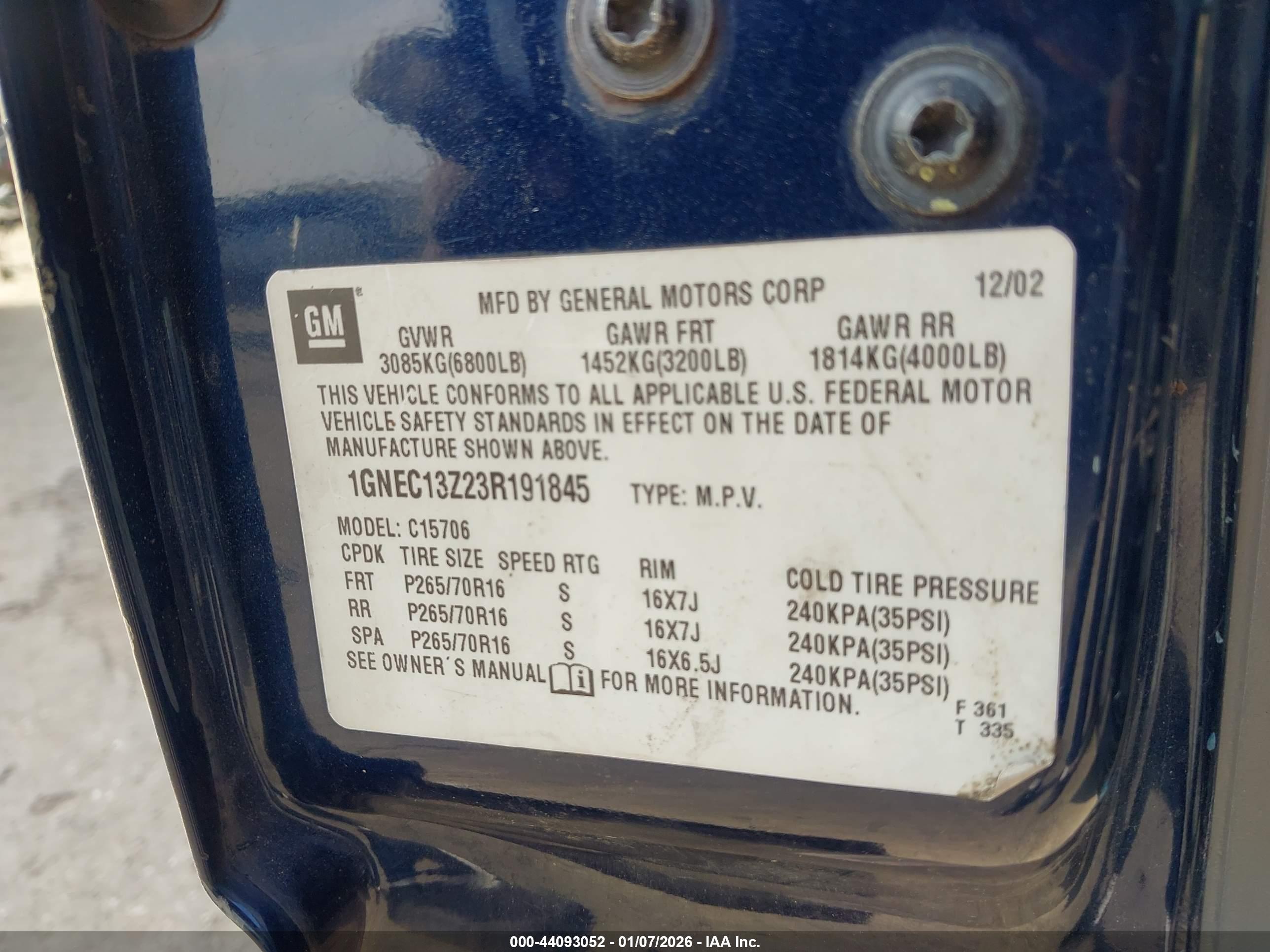 CHEVROLET TAHOE image 9
