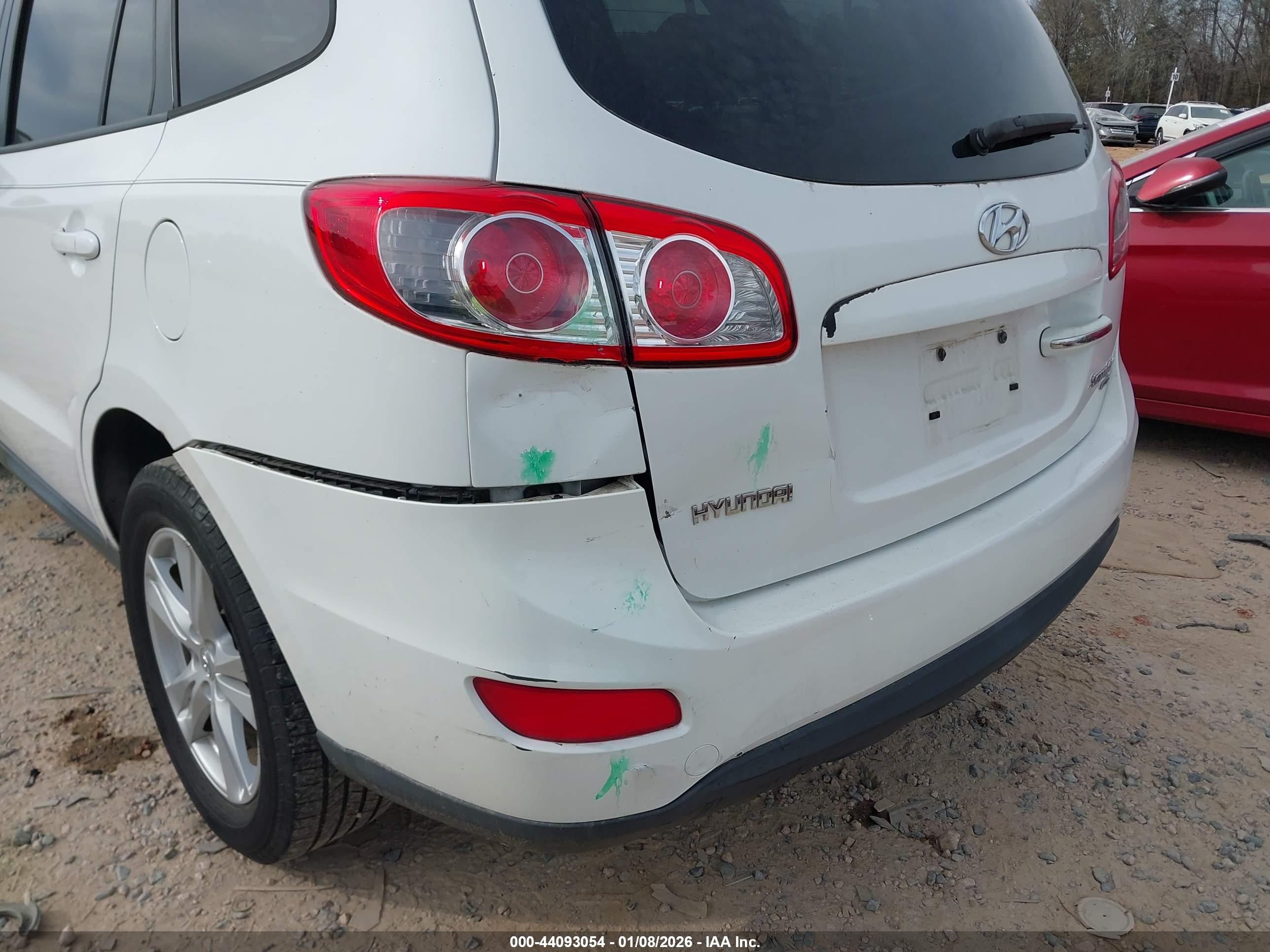 HYUNDAI SANTA image 6